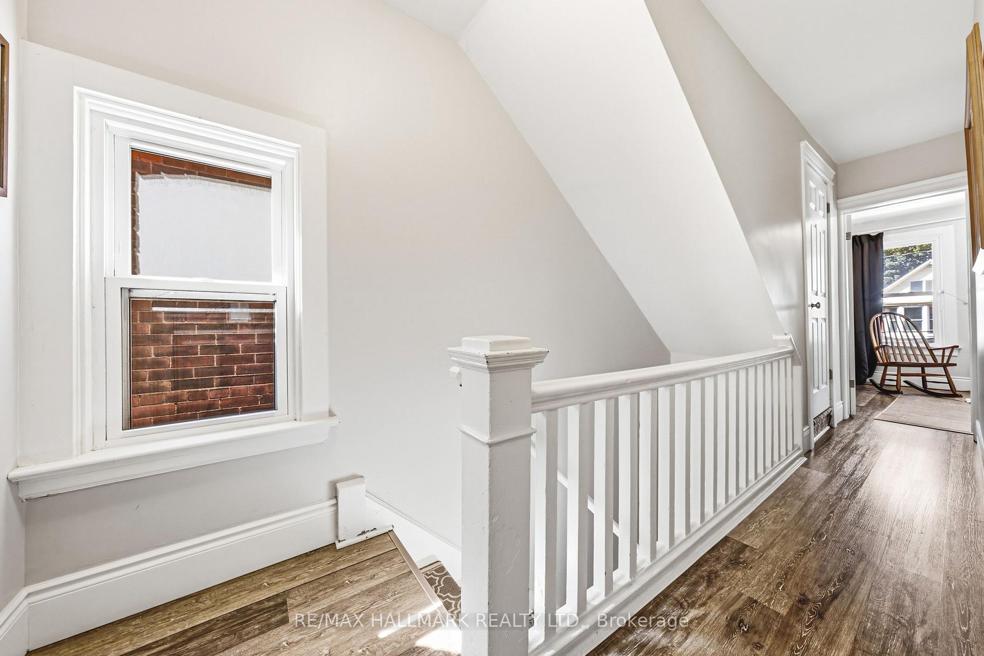 Photo 17 of 30 Cumberland Avenue, Hamilton, St. Clair — HOMEH