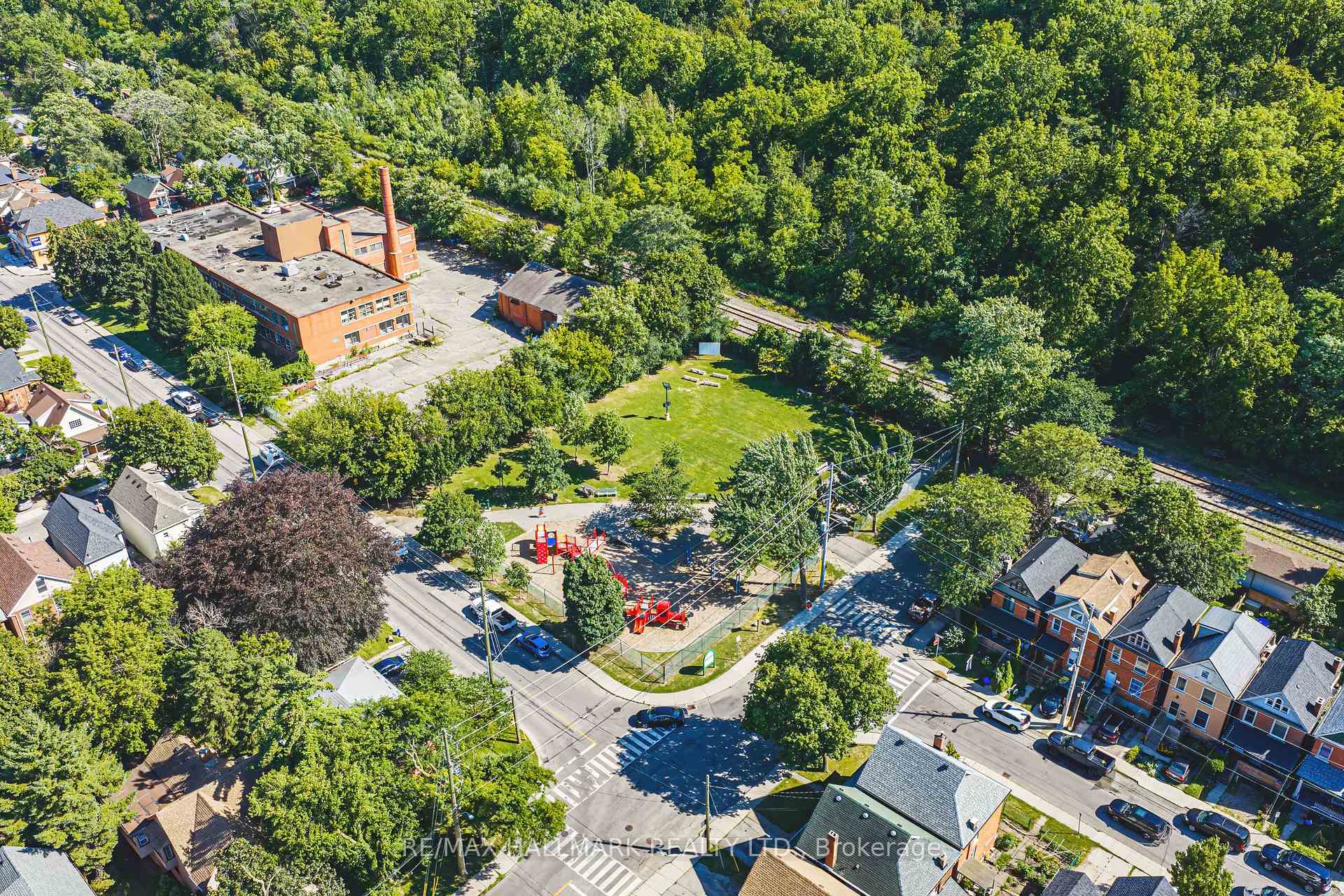 Photo 37 of 30 Cumberland Avenue, Hamilton, St. Clair — HOMEH