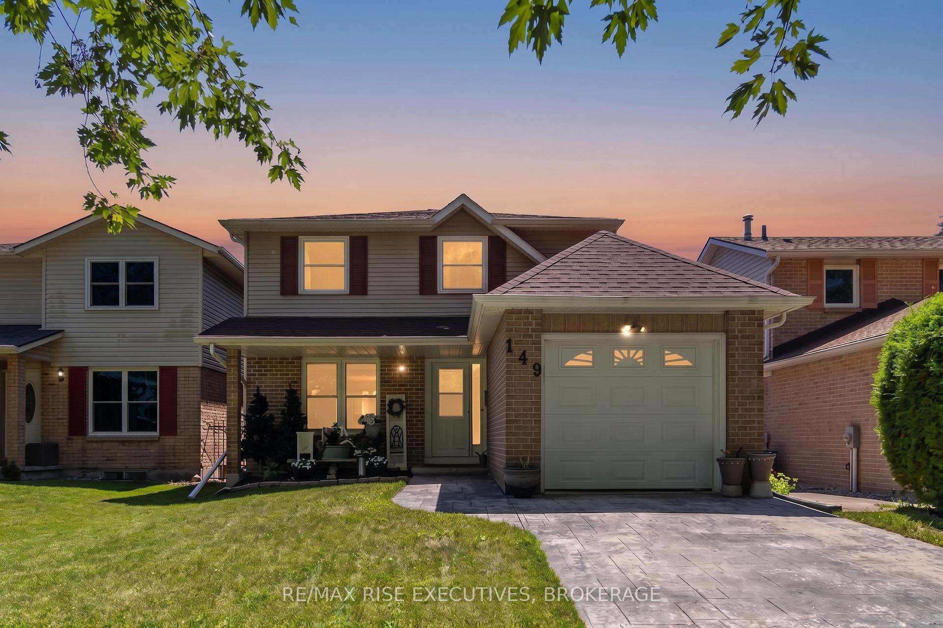 Photo 2 of 149 Grenadier Drive, Kingston, Kingston East (Incl Barret Crt) — HOMEH