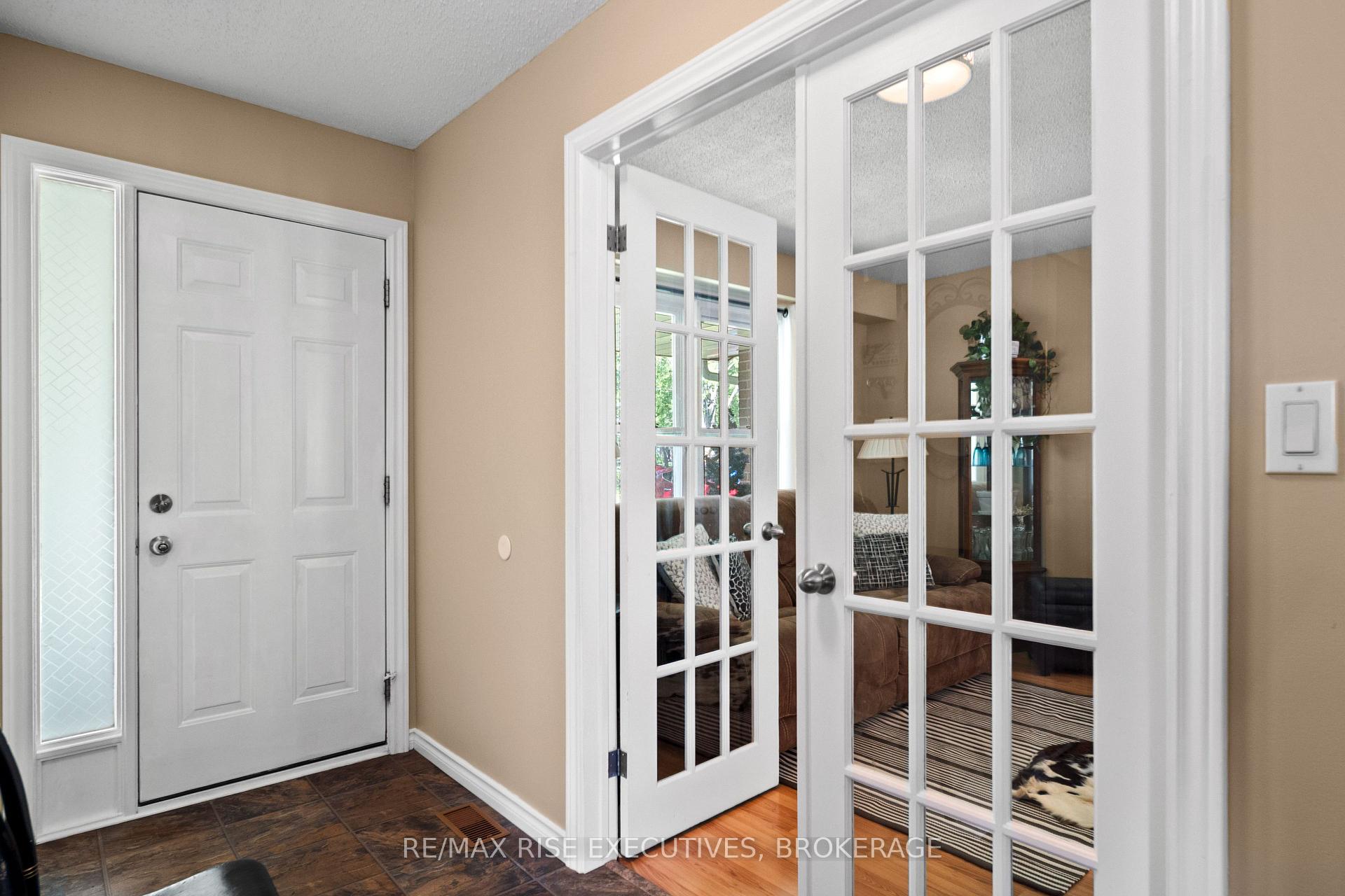 Photo 6 of 149 Grenadier Drive, Kingston, Kingston East (Incl Barret Crt) — HOMEH