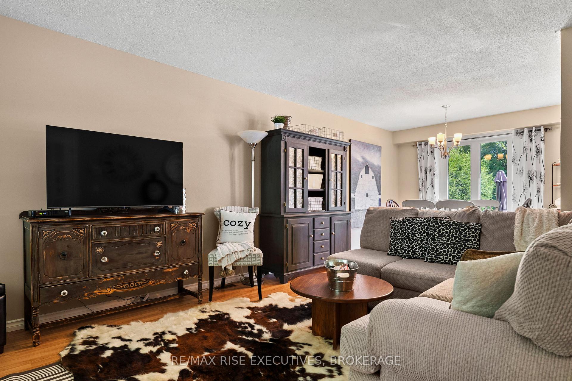 Photo 8 of 149 Grenadier Drive, Kingston, Kingston East (Incl Barret Crt) — HOMEH