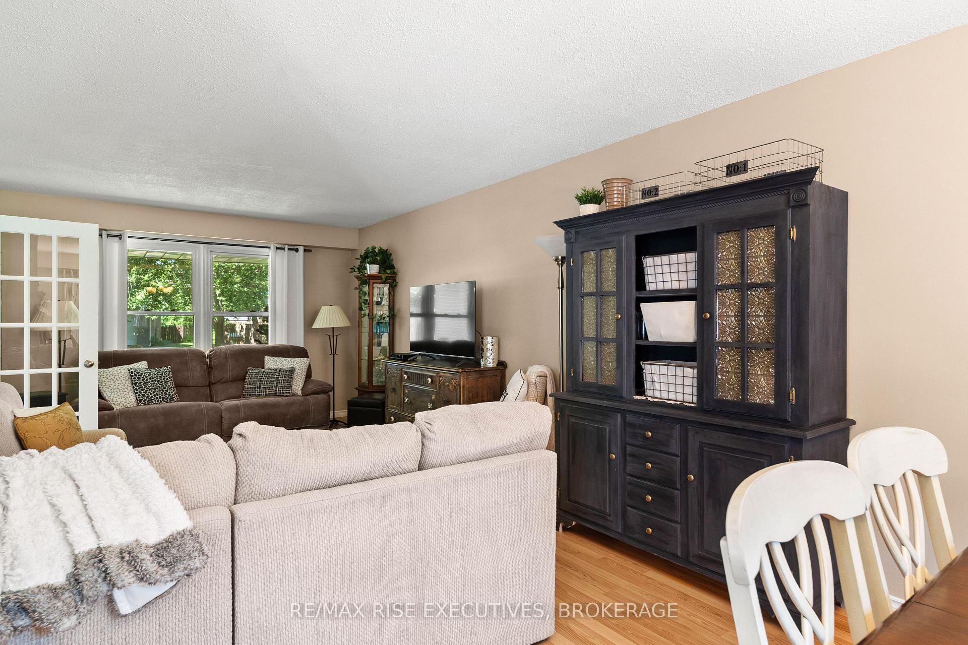 Photo 11 of 149 Grenadier Drive, Kingston, Kingston East (Incl Barret Crt) — HOMEH