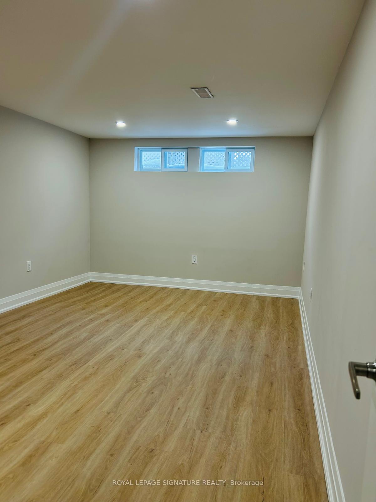 Photo 2 of Unit Bsmt, 49 Edinburgh Road, Kitchener, Heritage Park/Rosemount — HOMEH