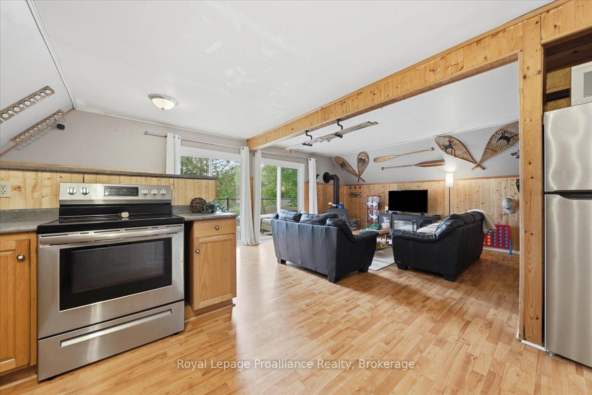 Photo 5 of 1062 Price Road, Frontenac, Frontenac Centre — HOMEH