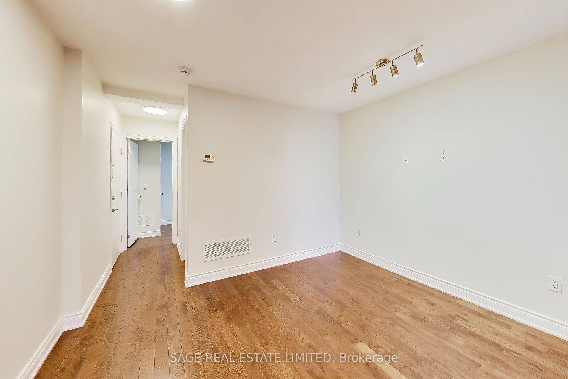 Photo 8 of Unit Main, 32 Castleton Avenue, Toronto, Rockcliffe-Smythe — HOMEH