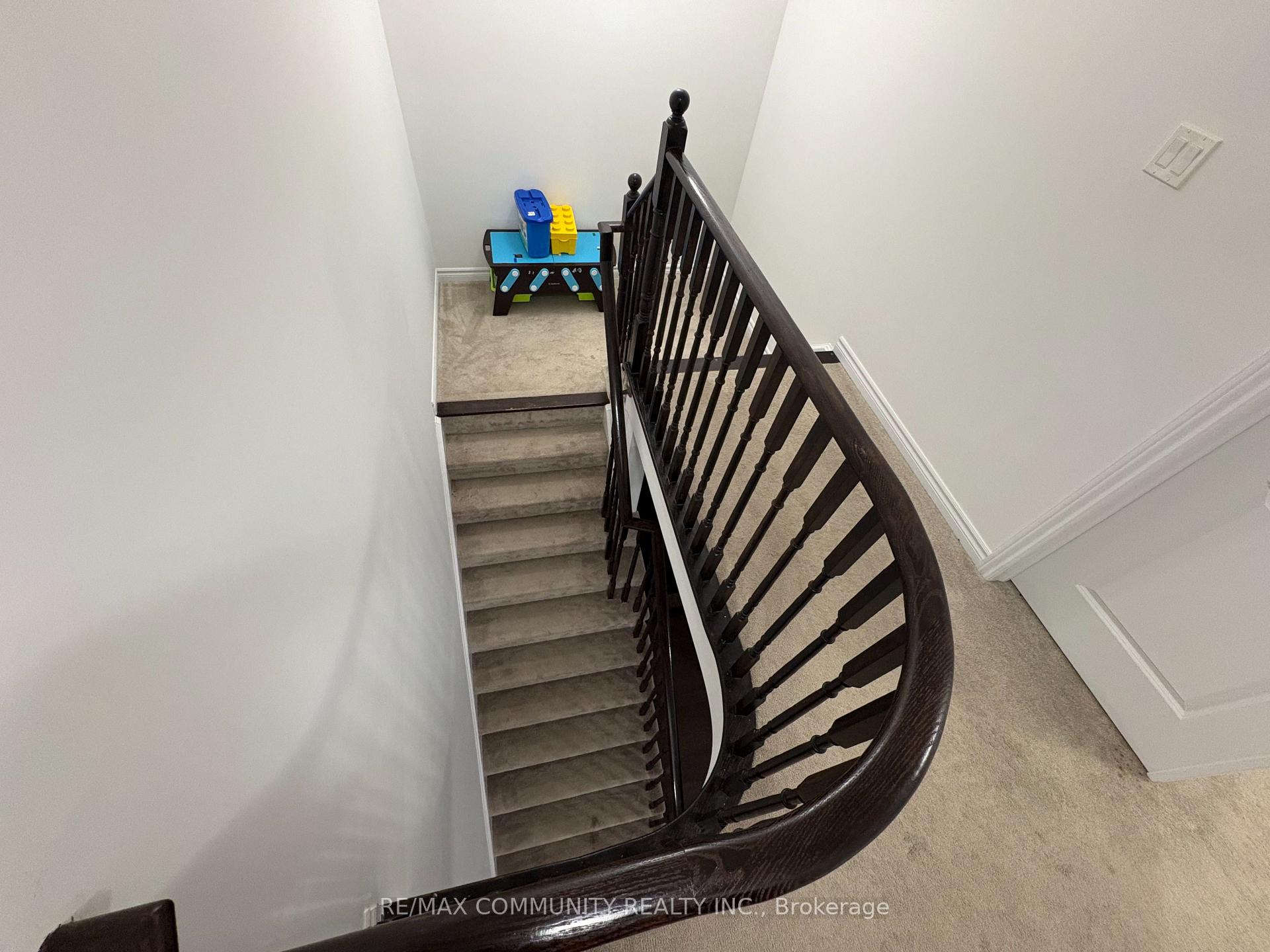 Photo 16 of 283 Ridley Crescent, Southgate — HOMEH
