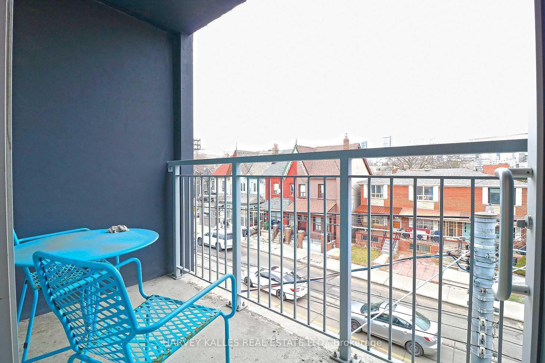 Photo 21 of Unit PH3A, 214 Bathurst Street, Toronto, Trinity-Bellwoods — HOMEH