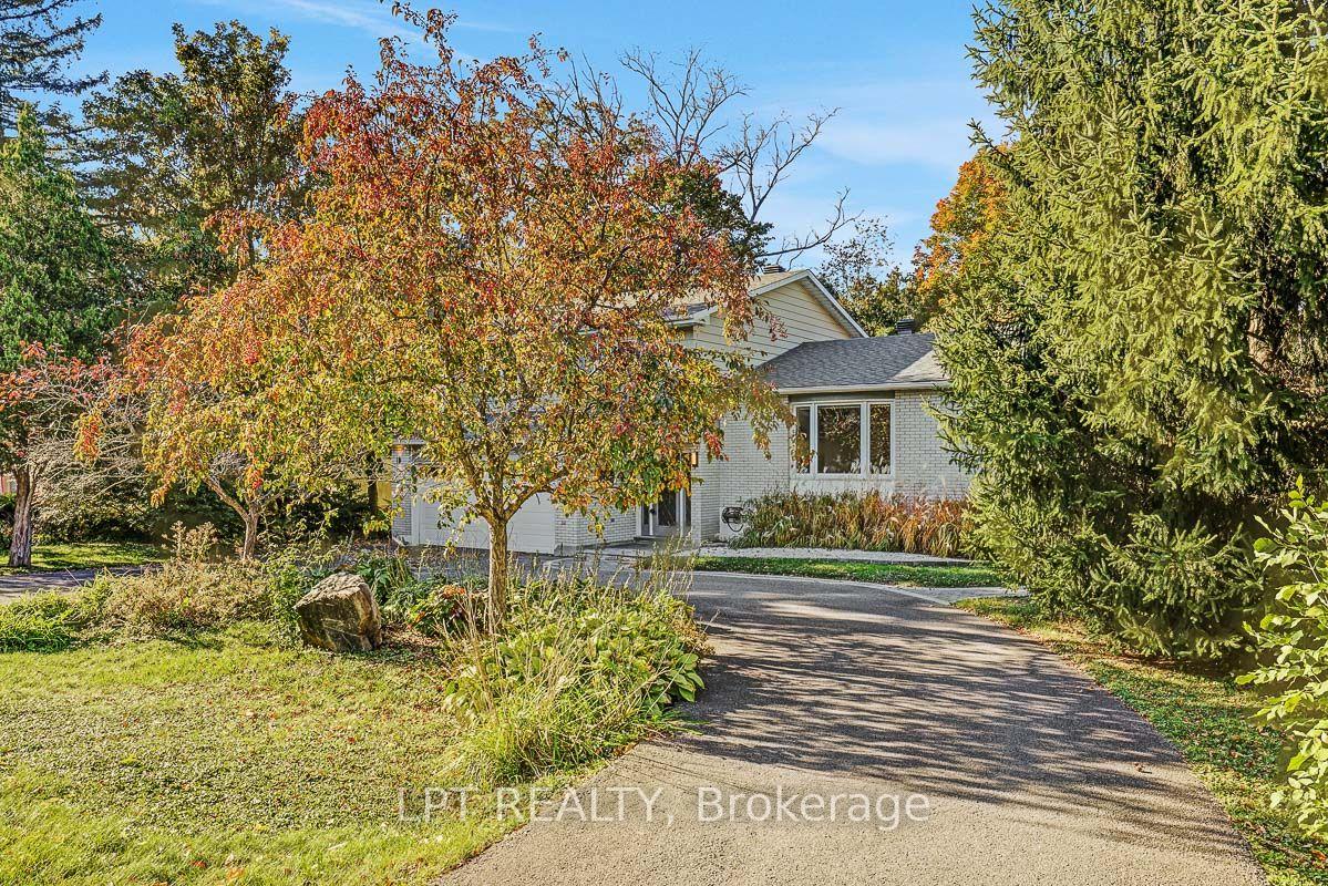 Photo 1 of 123 Dorothea Drive, Ottawa, Mooneys Bay/Revelstoke — HOMEH