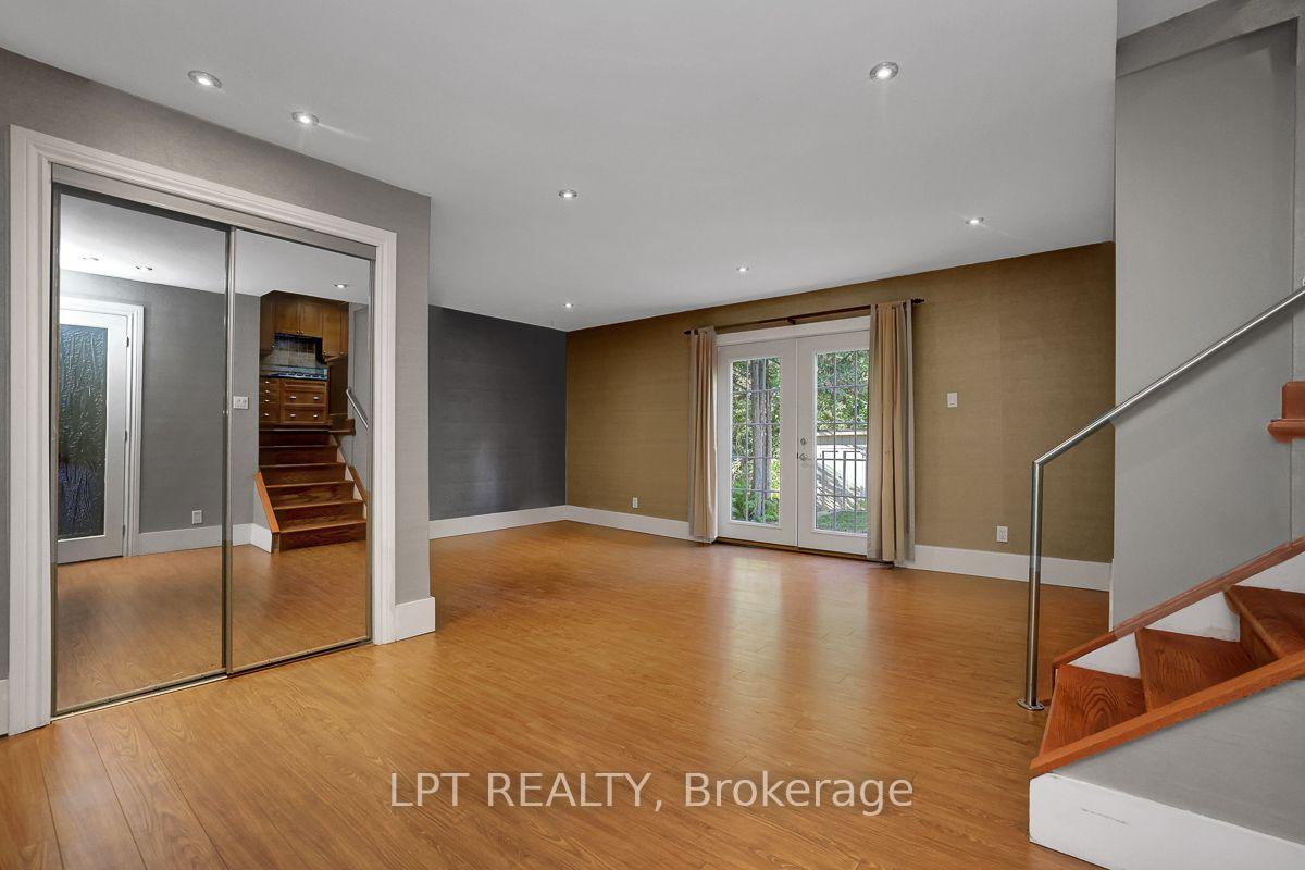 Photo 18 of 123 Dorothea Drive, Ottawa, Mooneys Bay/Revelstoke — HOMEH