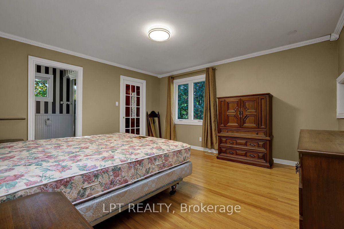Photo 23 of 123 Dorothea Drive, Ottawa, Mooneys Bay/Revelstoke — HOMEH