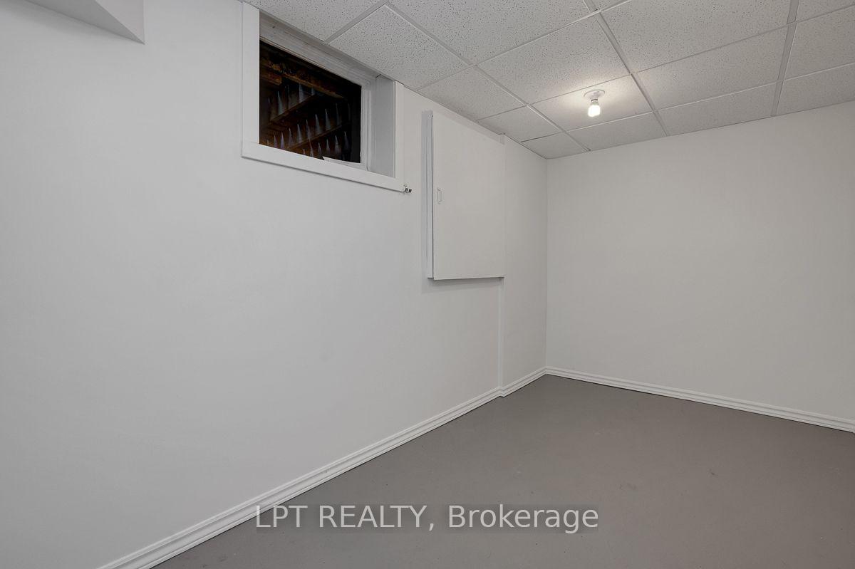 Photo 37 of 123 Dorothea Drive, Ottawa, Mooneys Bay/Revelstoke — HOMEH