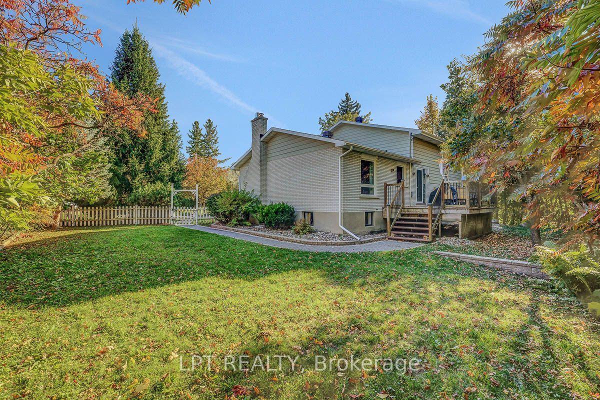 Photo 44 of 123 Dorothea Drive, Ottawa, Mooneys Bay/Revelstoke — HOMEH