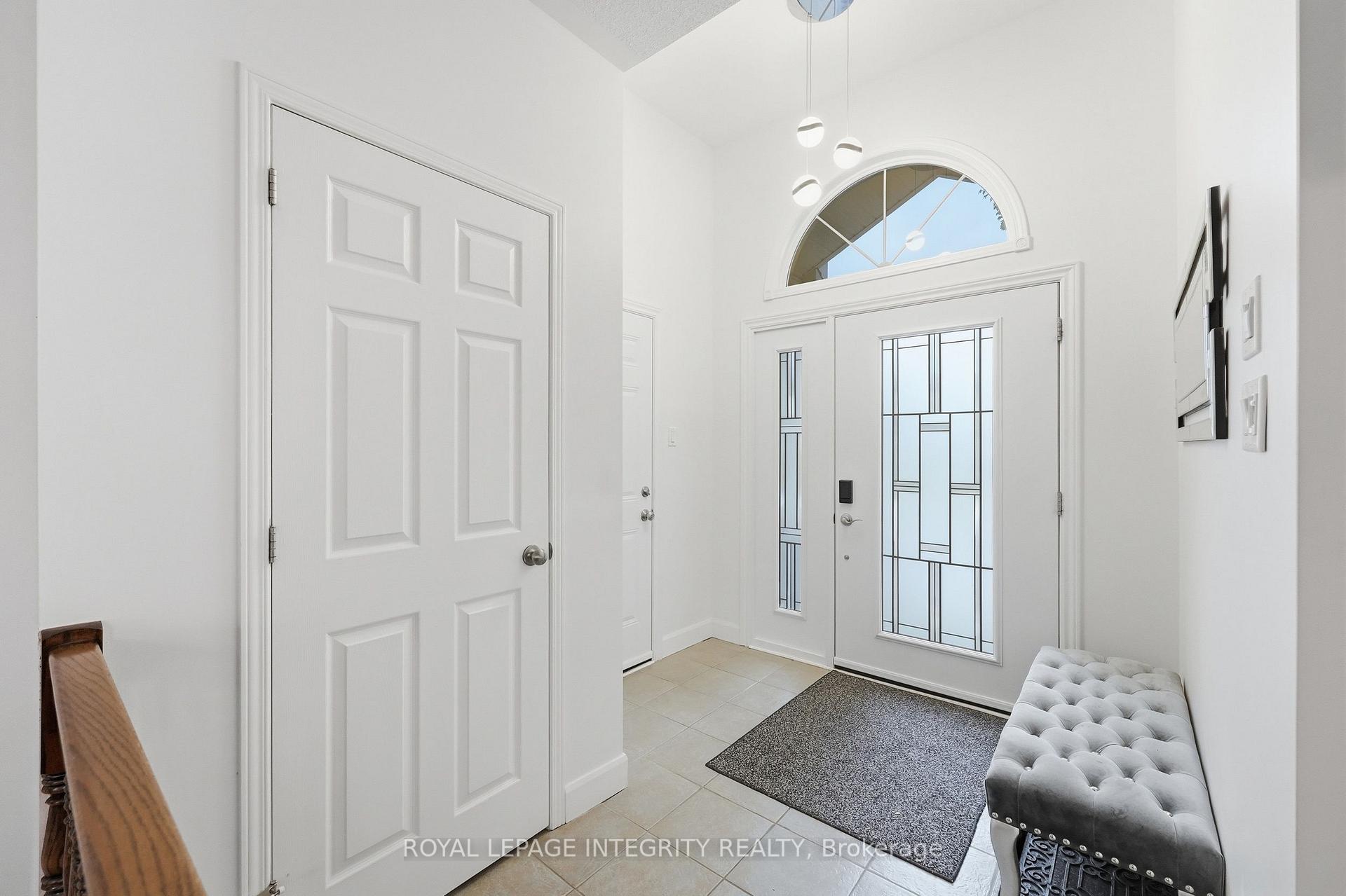 Photo 4 of 443 Landswood Way, Ottawa, Stittsville (South) — HOMEH