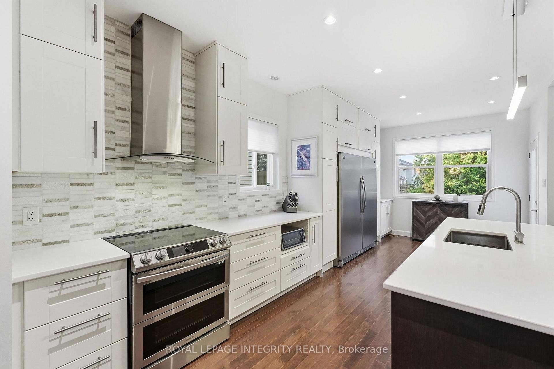 Photo 9 of 443 Landswood Way, Ottawa, Stittsville (South) — HOMEH