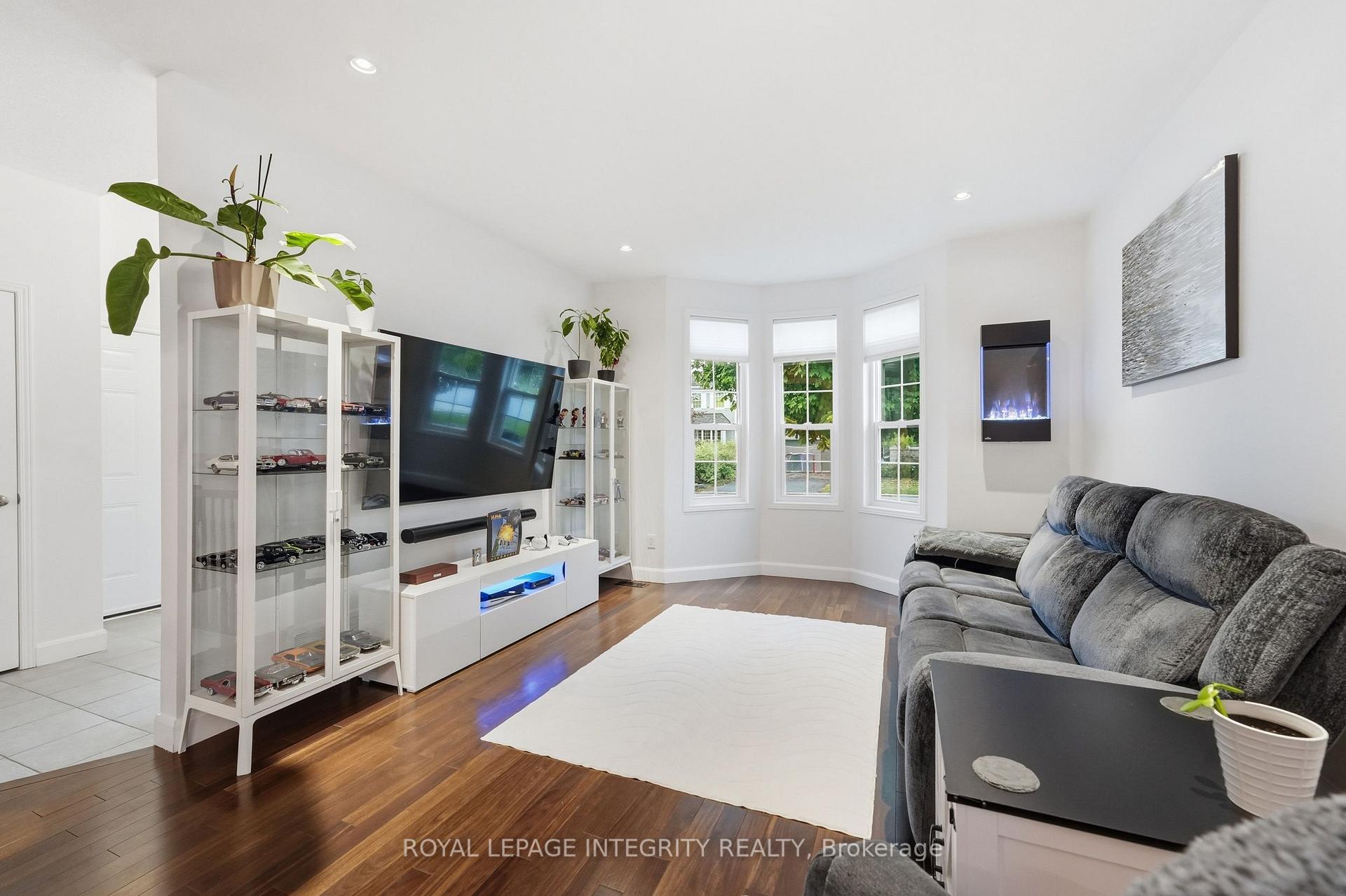 Photo 13 of 443 Landswood Way, Ottawa, Stittsville (South) — HOMEH