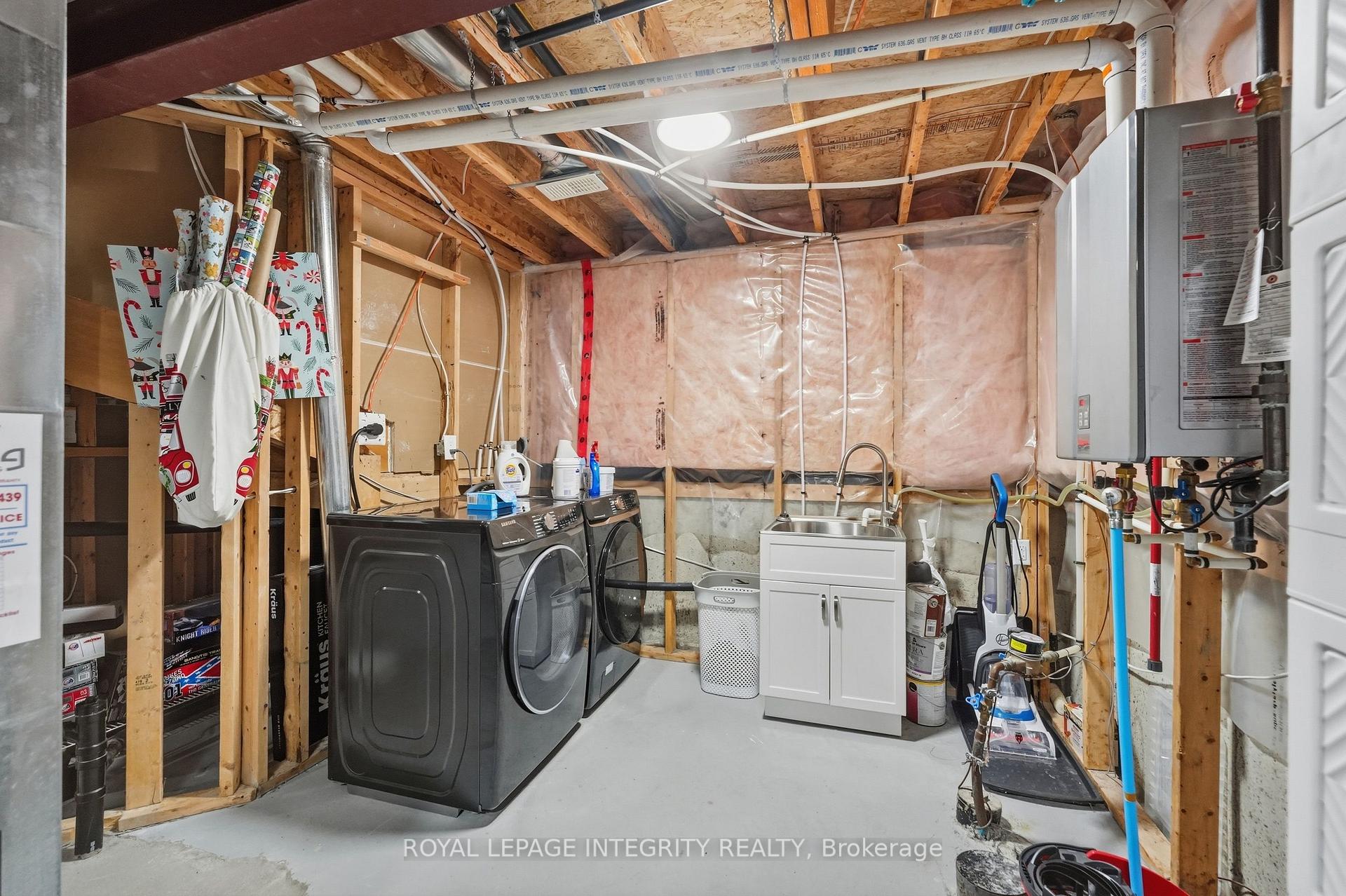 Photo 31 of 443 Landswood Way, Ottawa, Stittsville (South) — HOMEH
