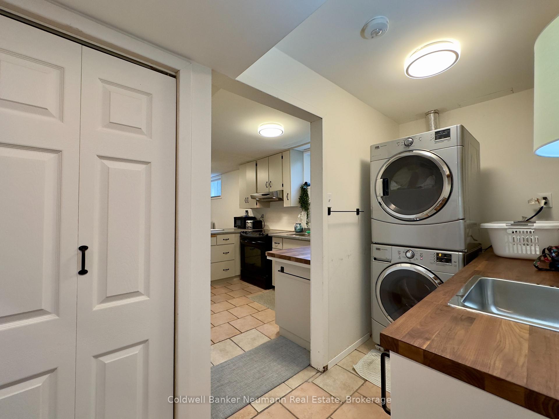Photo 3 of Unit LOWER, 52 Renfield Street, Guelph, General Hospital — HOMEH