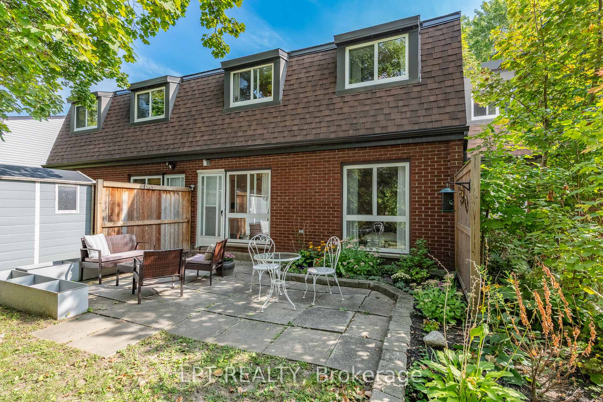 Photo 2 of Unit 7J, 2080 Ogilvie Road, Ottawa, Beacon Hill South — HOMEH