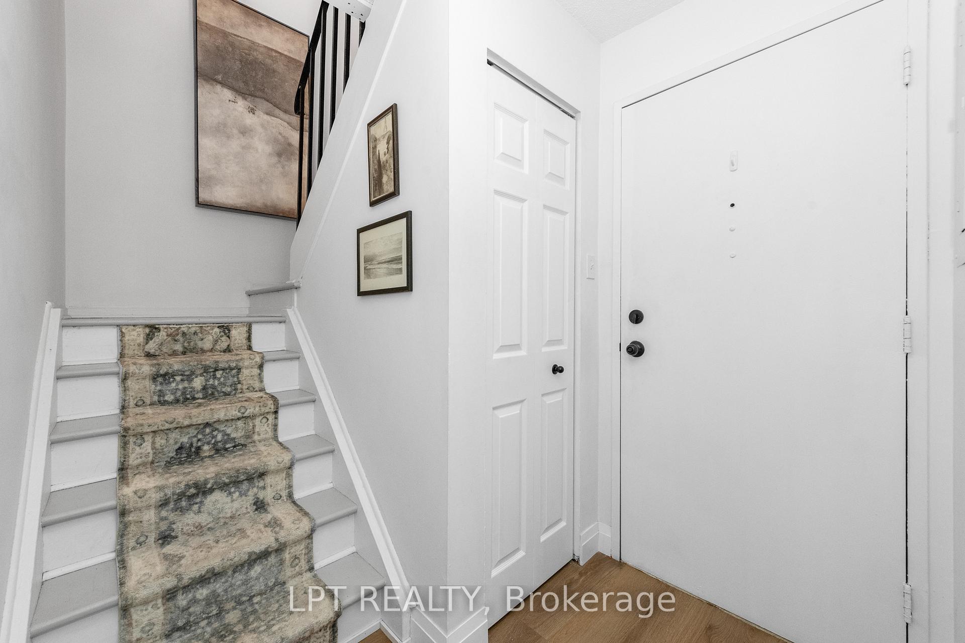 Photo 5 of Unit 7J, 2080 Ogilvie Road, Ottawa, Beacon Hill South — HOMEH