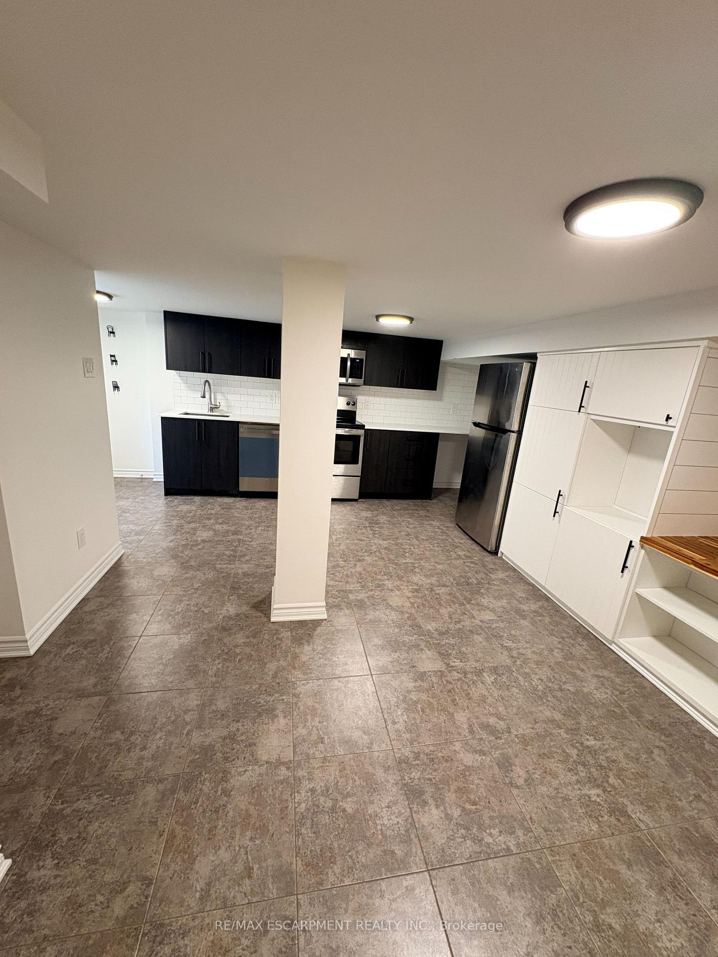 Photo 9 of Unit LOWER, 9 East 33rd Street, Hamilton, Raleigh — HOMEH