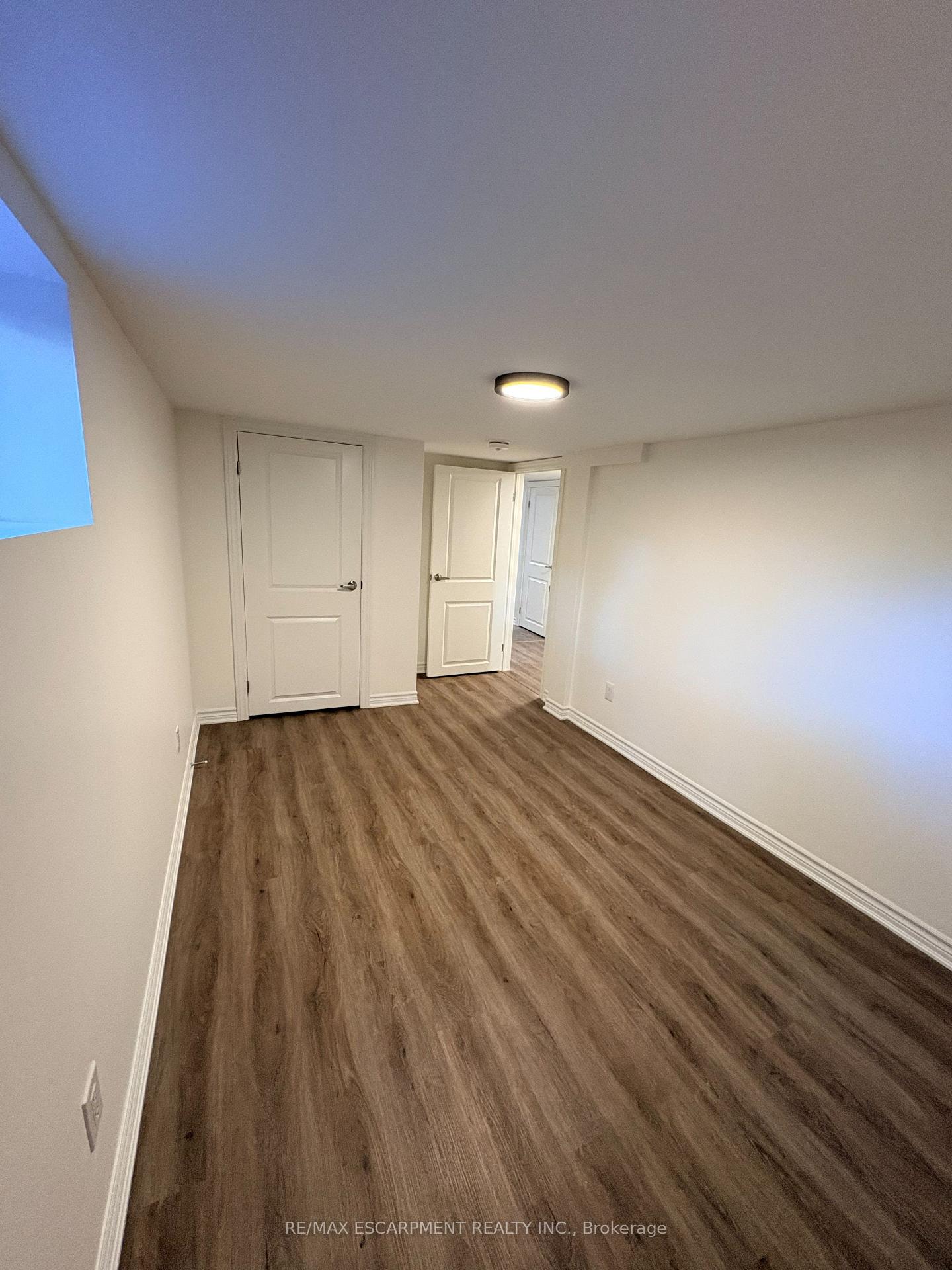 Photo 15 of Unit LOWER, 9 East 33rd Street, Hamilton, Raleigh — HOMEH