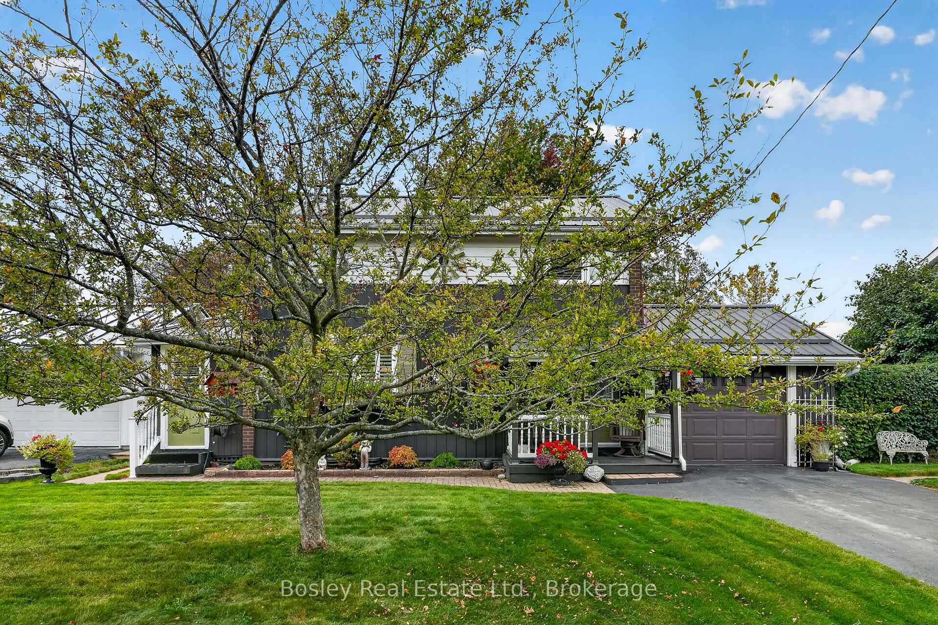 Photo 2 of 42 Trefusis Street, Port Hope — HOMEH