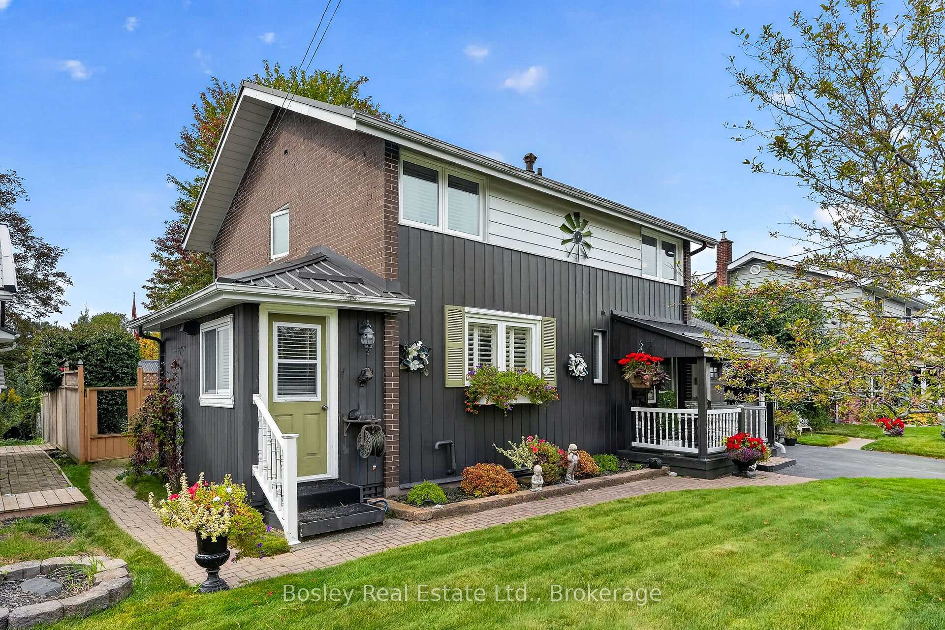 Photo 3 of 42 Trefusis Street, Port Hope — HOMEH