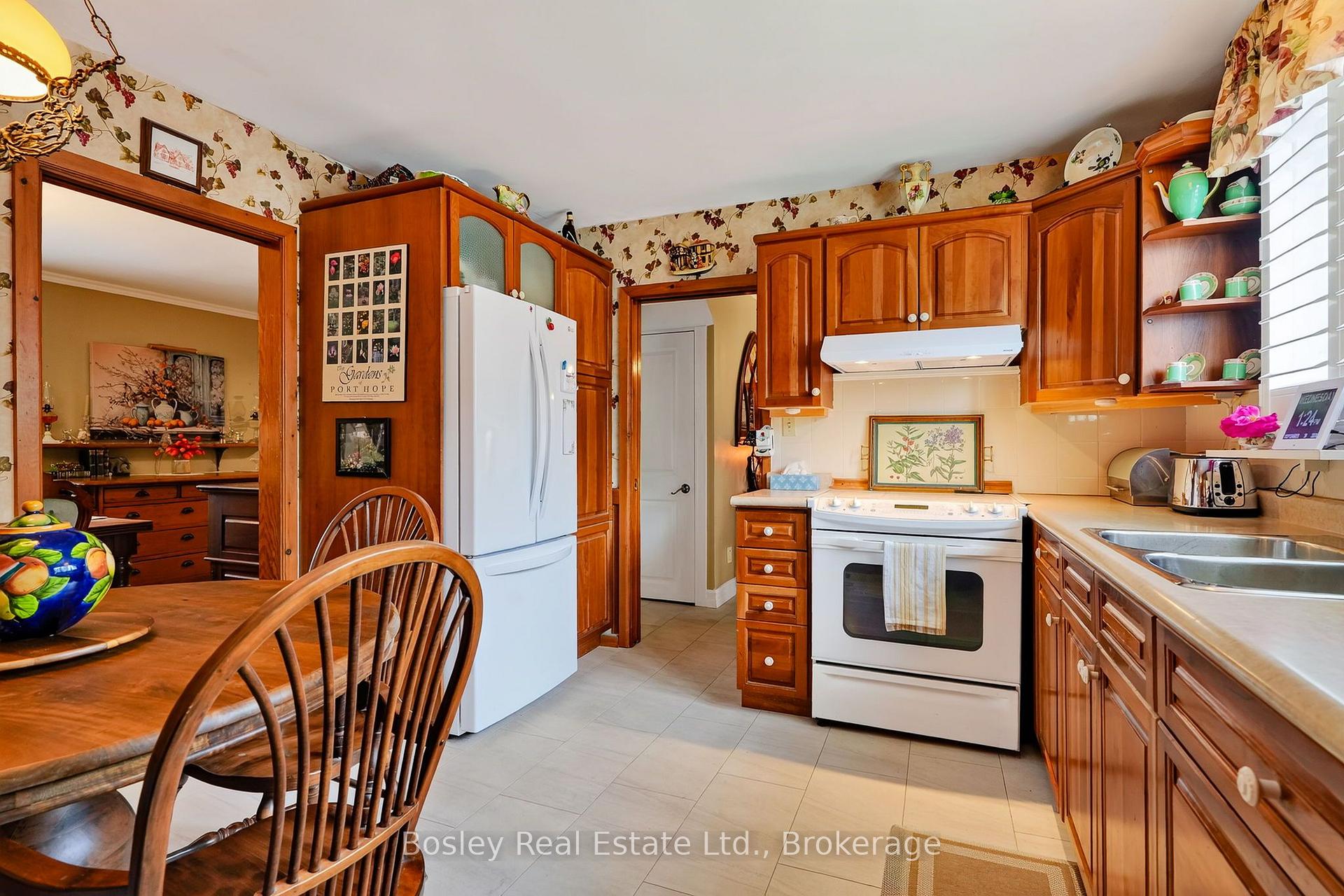 Photo 10 of 42 Trefusis Street, Port Hope — HOMEH