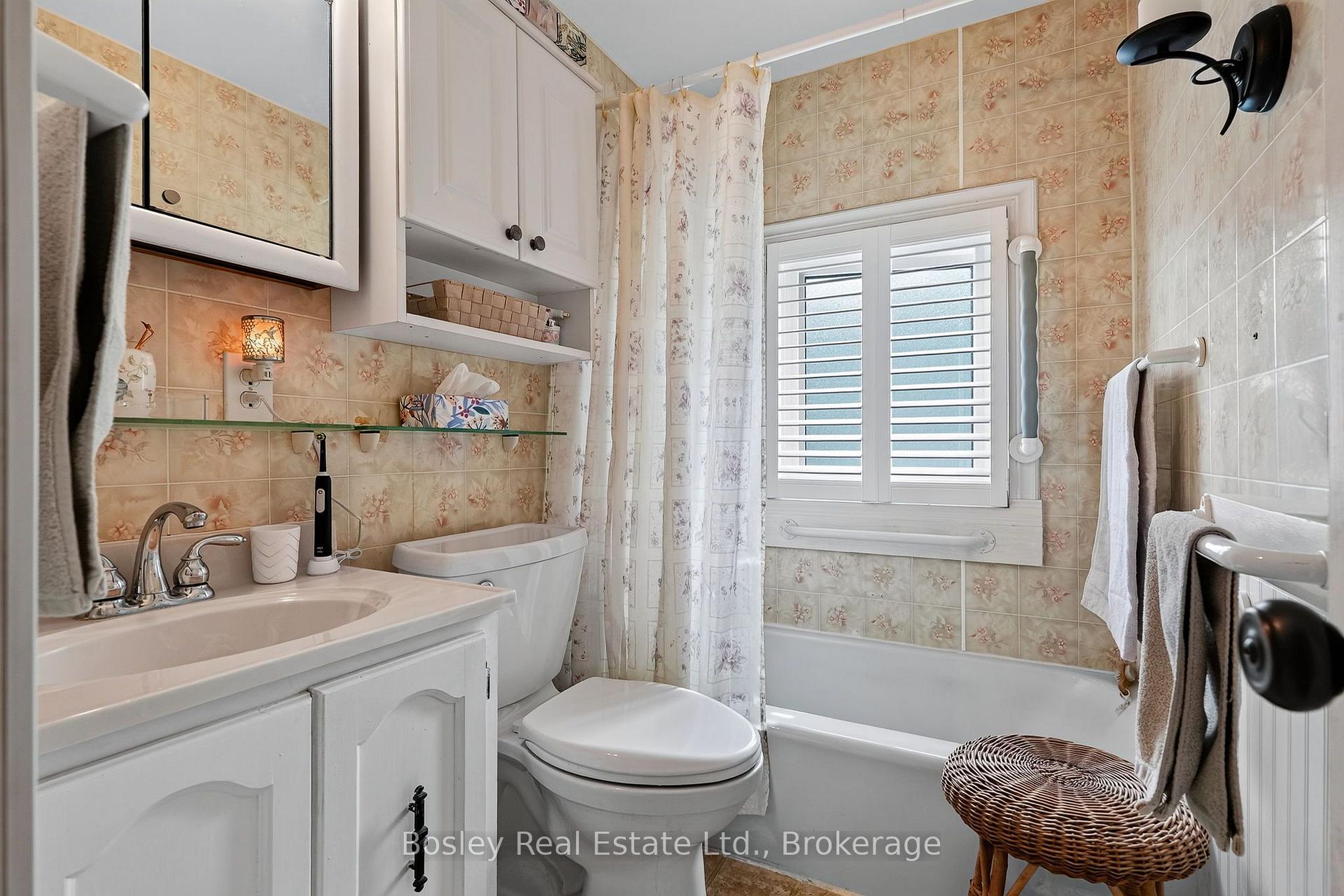 Photo 28 of 42 Trefusis Street, Port Hope — HOMEH