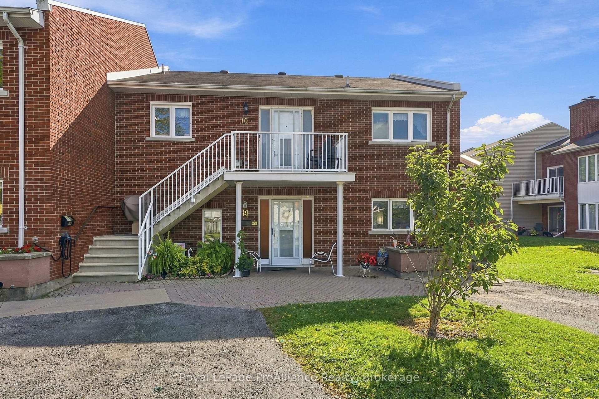 Photo of Unit 10, 179 Herchimer Avenue