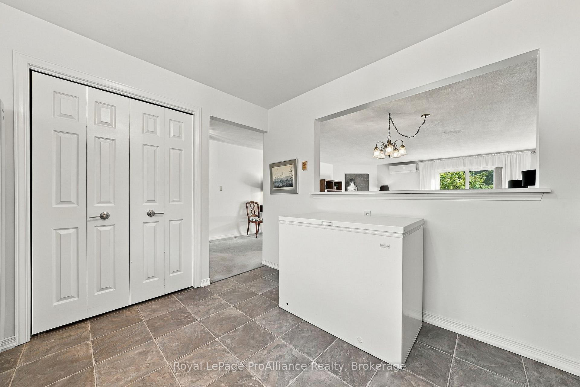 Photo 14 of Unit 10, 179 Herchimer Avenue, Belleville, Belleville Ward — HOMEH