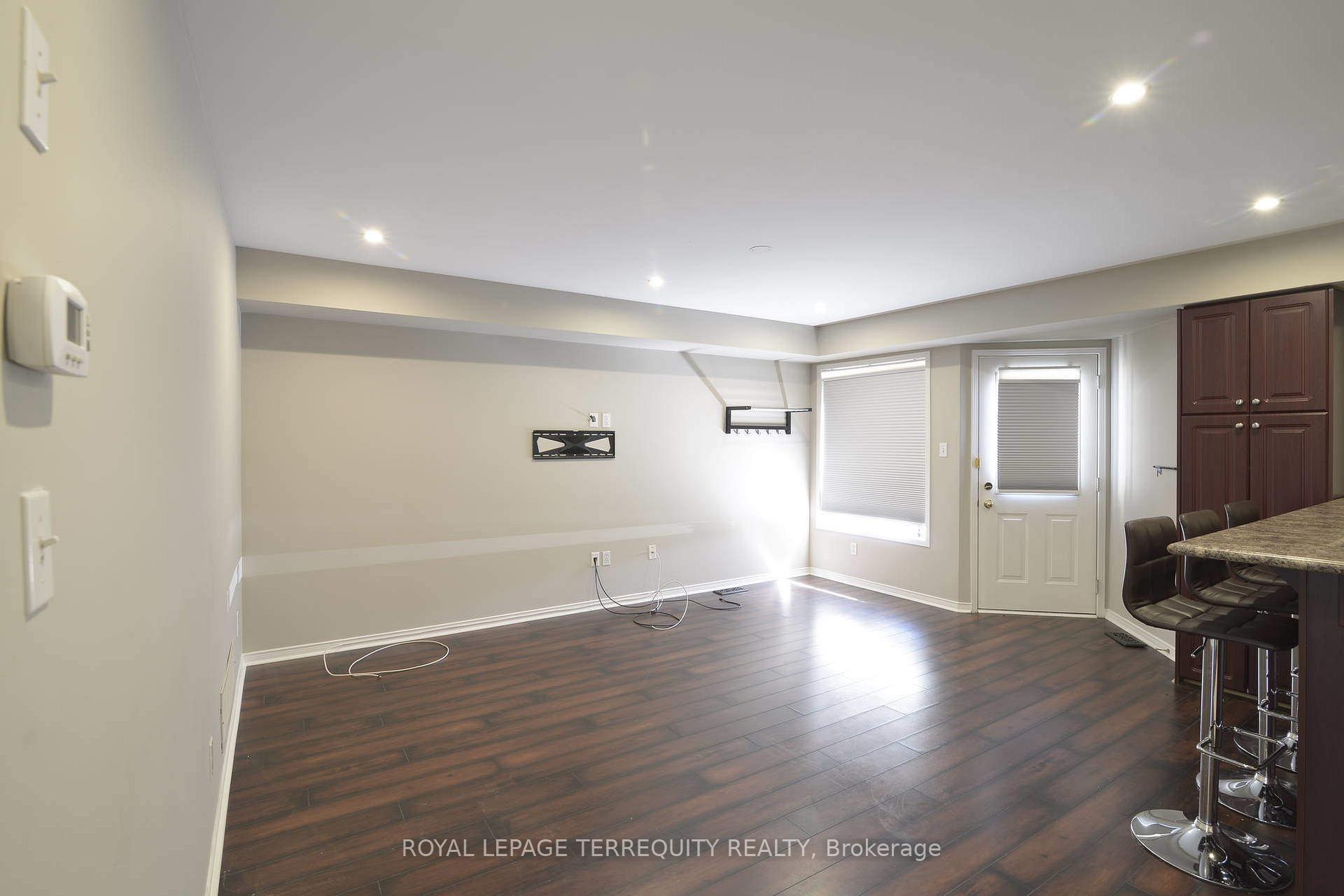 Photo 10 of Unit 56, 1489 Heritage Way, Oakville, Glen Abbey — HOMEH