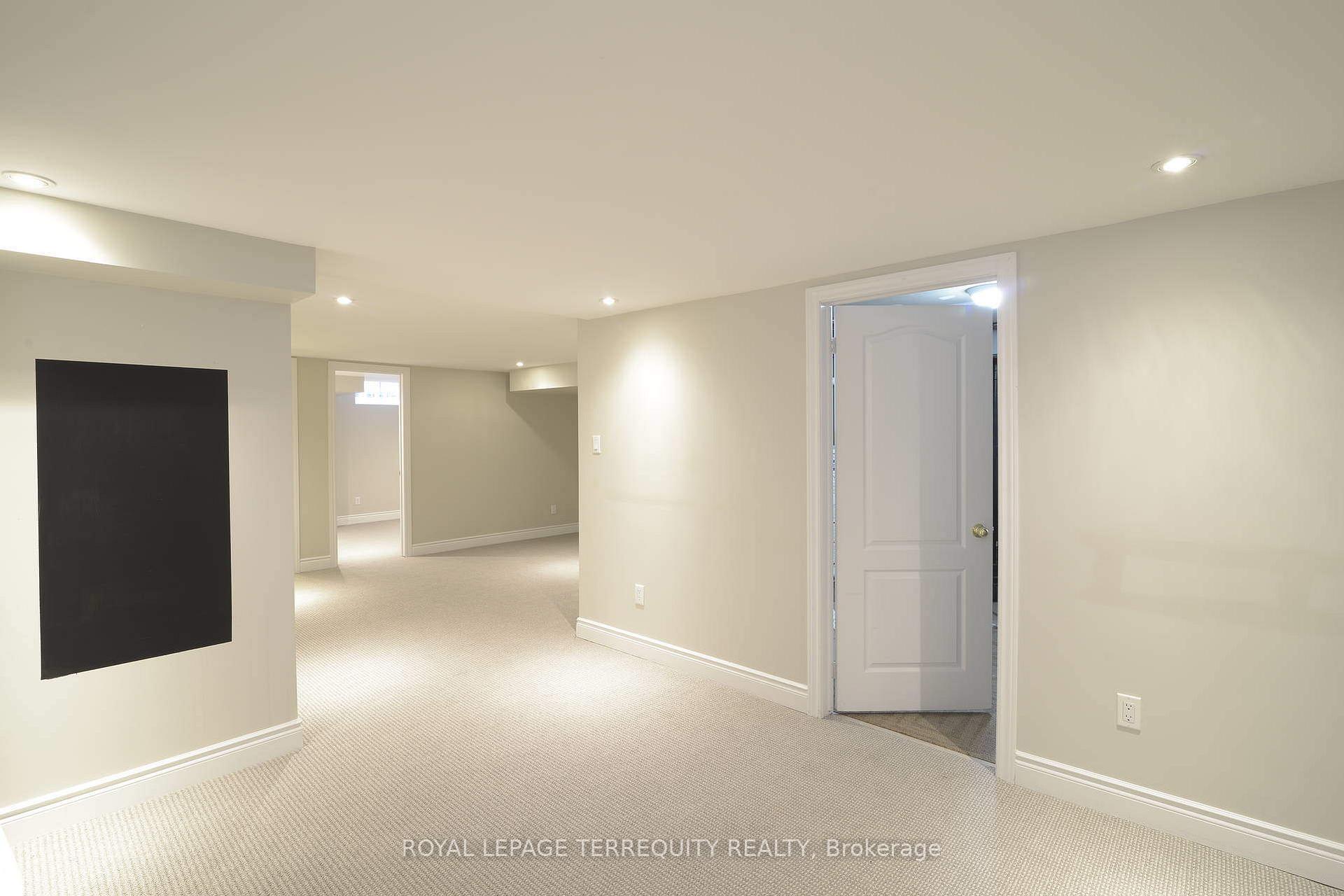 Photo 15 of Unit 56, 1489 Heritage Way, Oakville, Glen Abbey — HOMEH