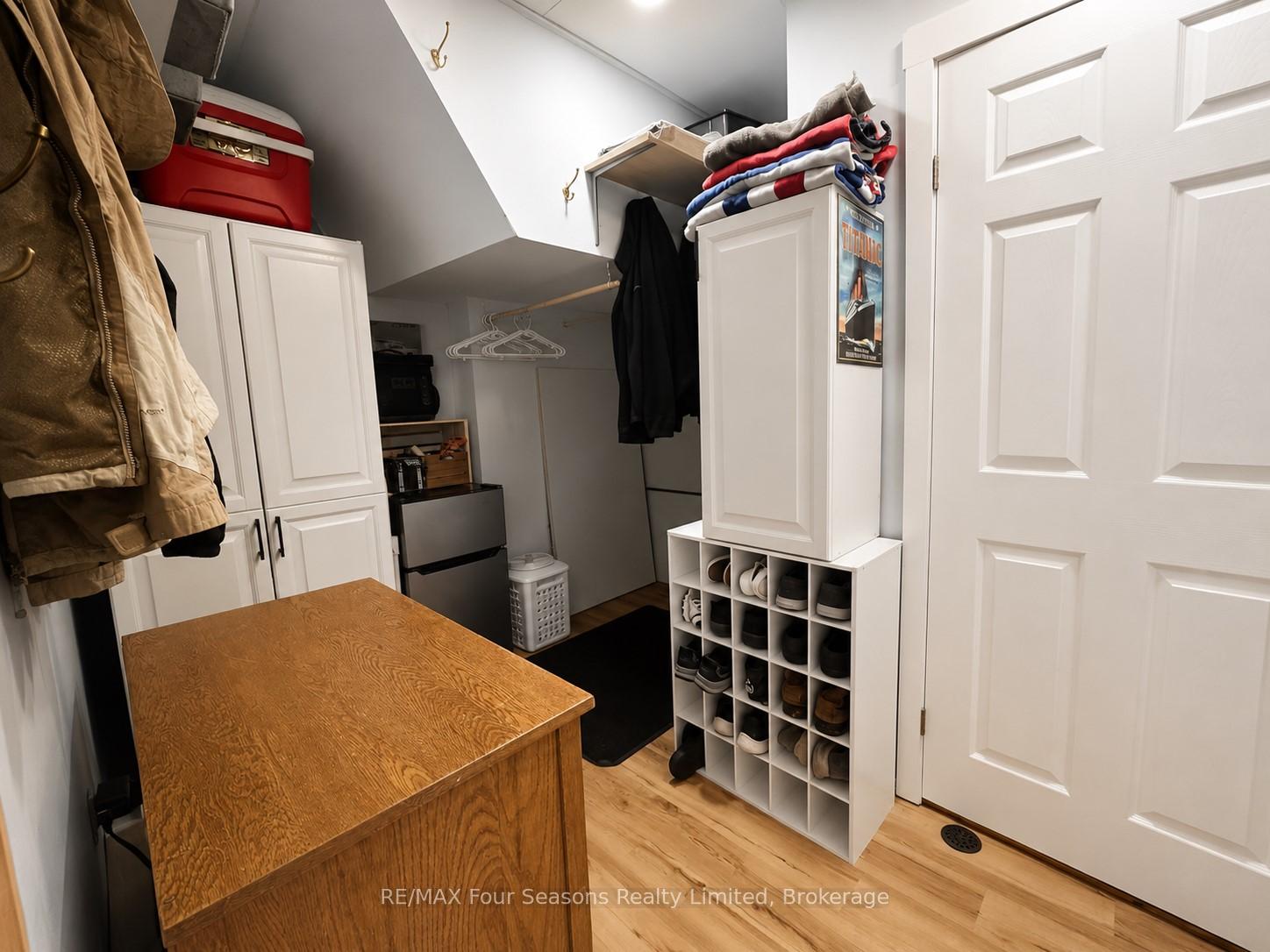 Photo 20 of 158 Escarpment Crescent, Collingwood — HOMEH