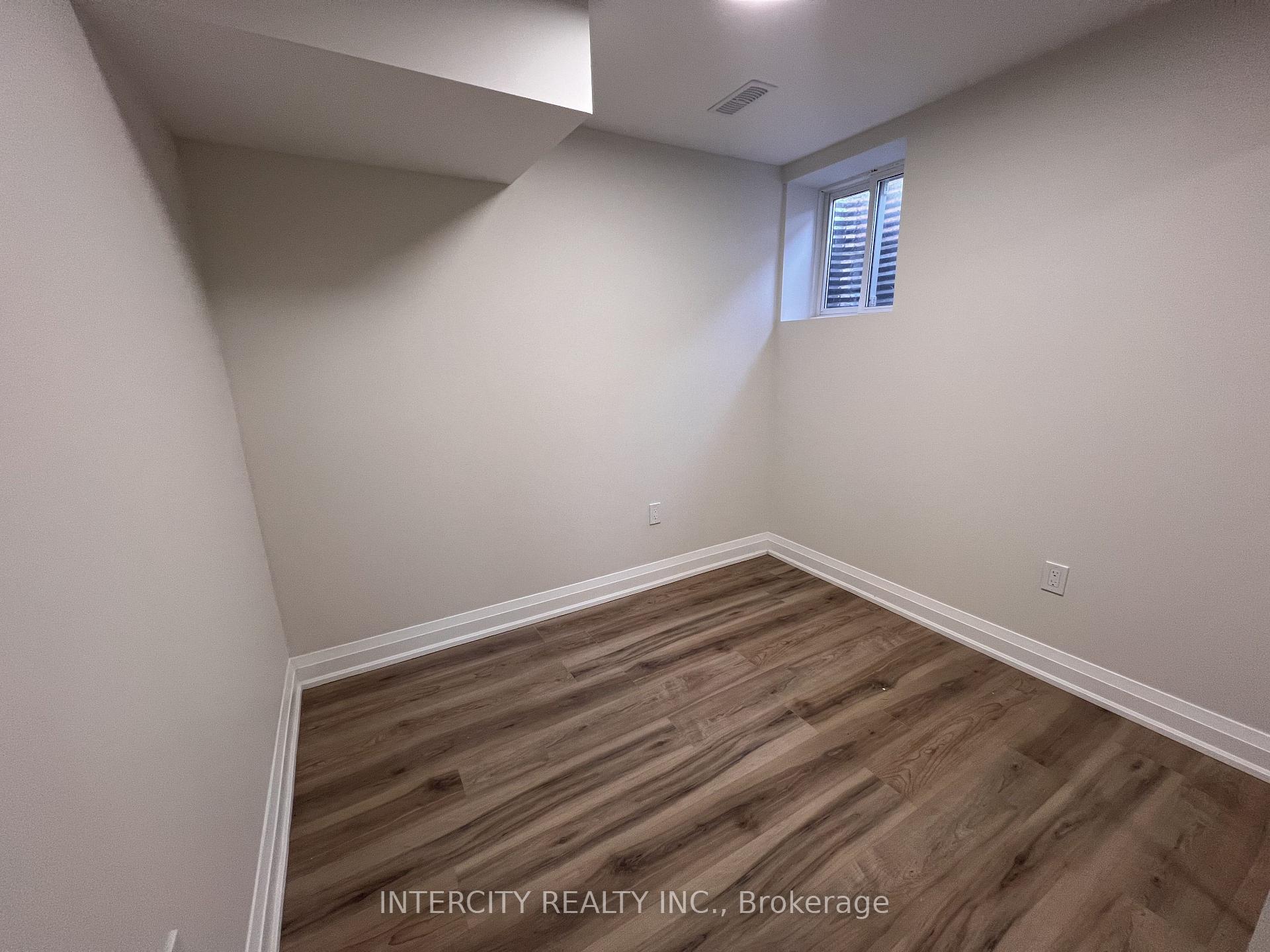 Photo 9 of Unit Basement, 50 Barber Drive, Halton Hills, Georgetown — HOMEH
