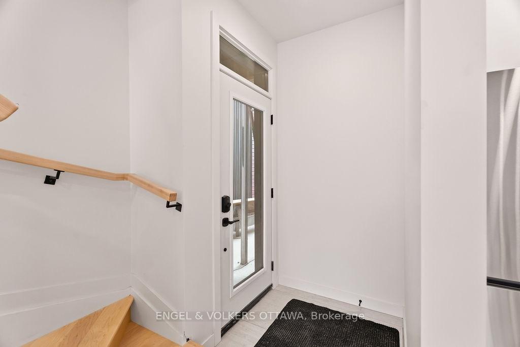 Photo 2 of Unit B, 49 Fairmont Avenue, Ottawa, Hintonburg — HOMEH