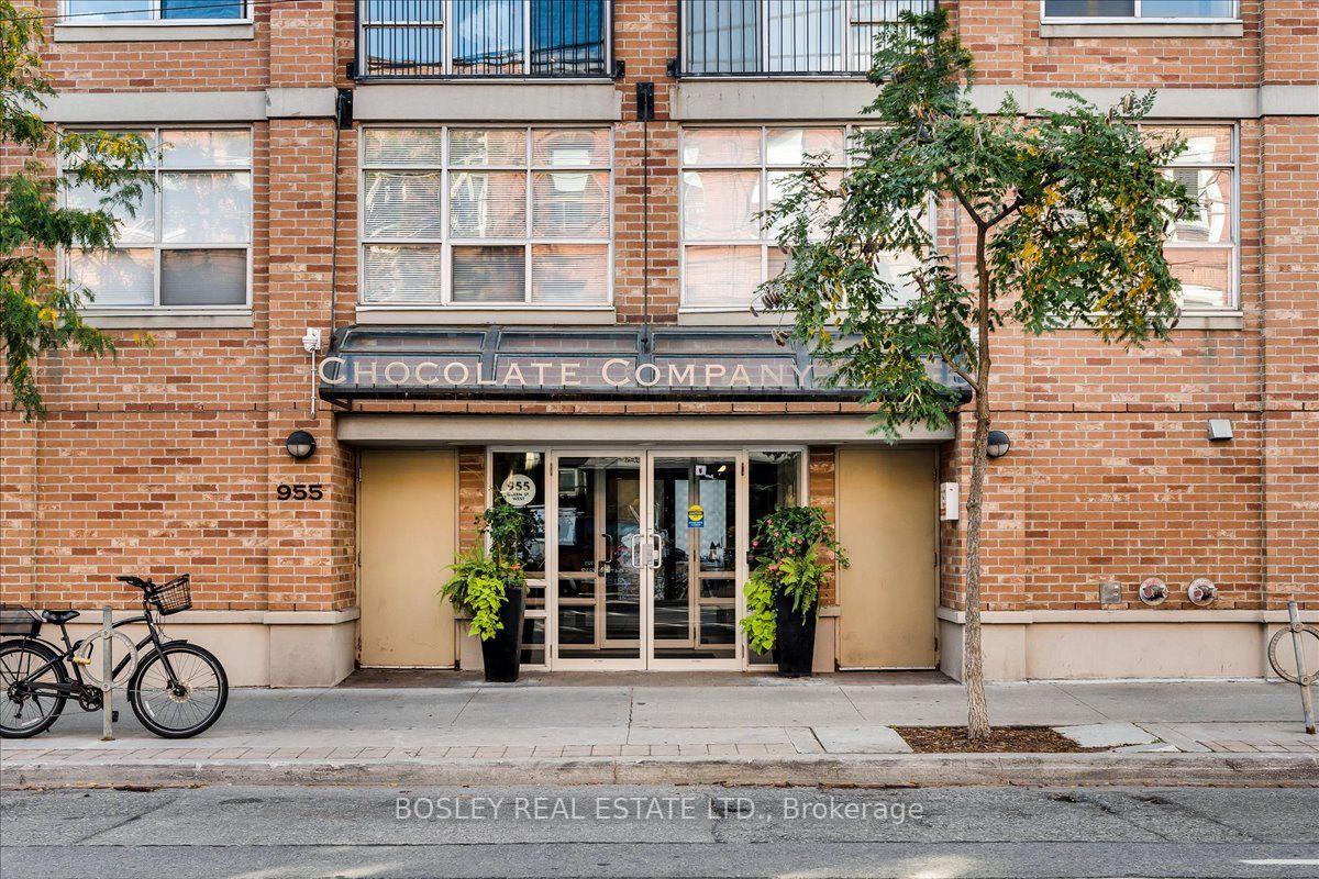 Photo 2 of Unit 116, 955 Queen Street W, Toronto, Niagara — HOMEH