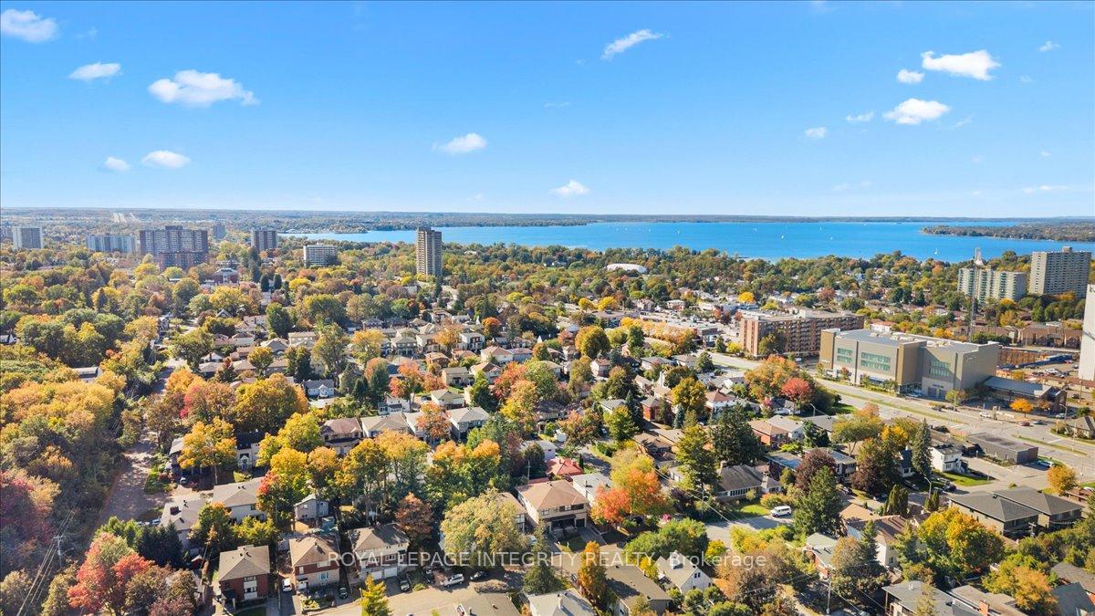 Photo 4 of 850 Tavistock Road, Ottawa, Queensway Terrace North — HOMEH