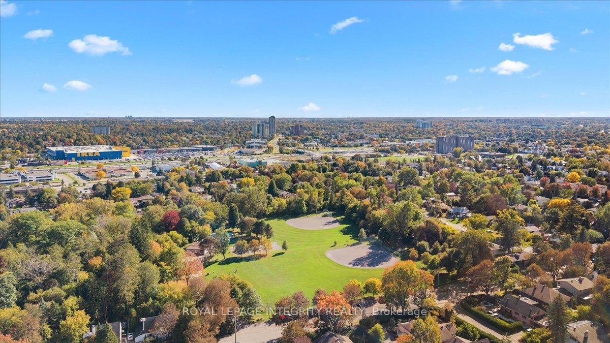 Photo 5 of 850 Tavistock Road, Ottawa, Queensway Terrace North — HOMEH