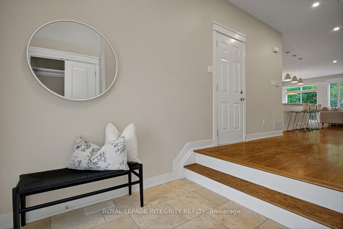 Photo 7 of 850 Tavistock Road, Ottawa, Queensway Terrace North — HOMEH