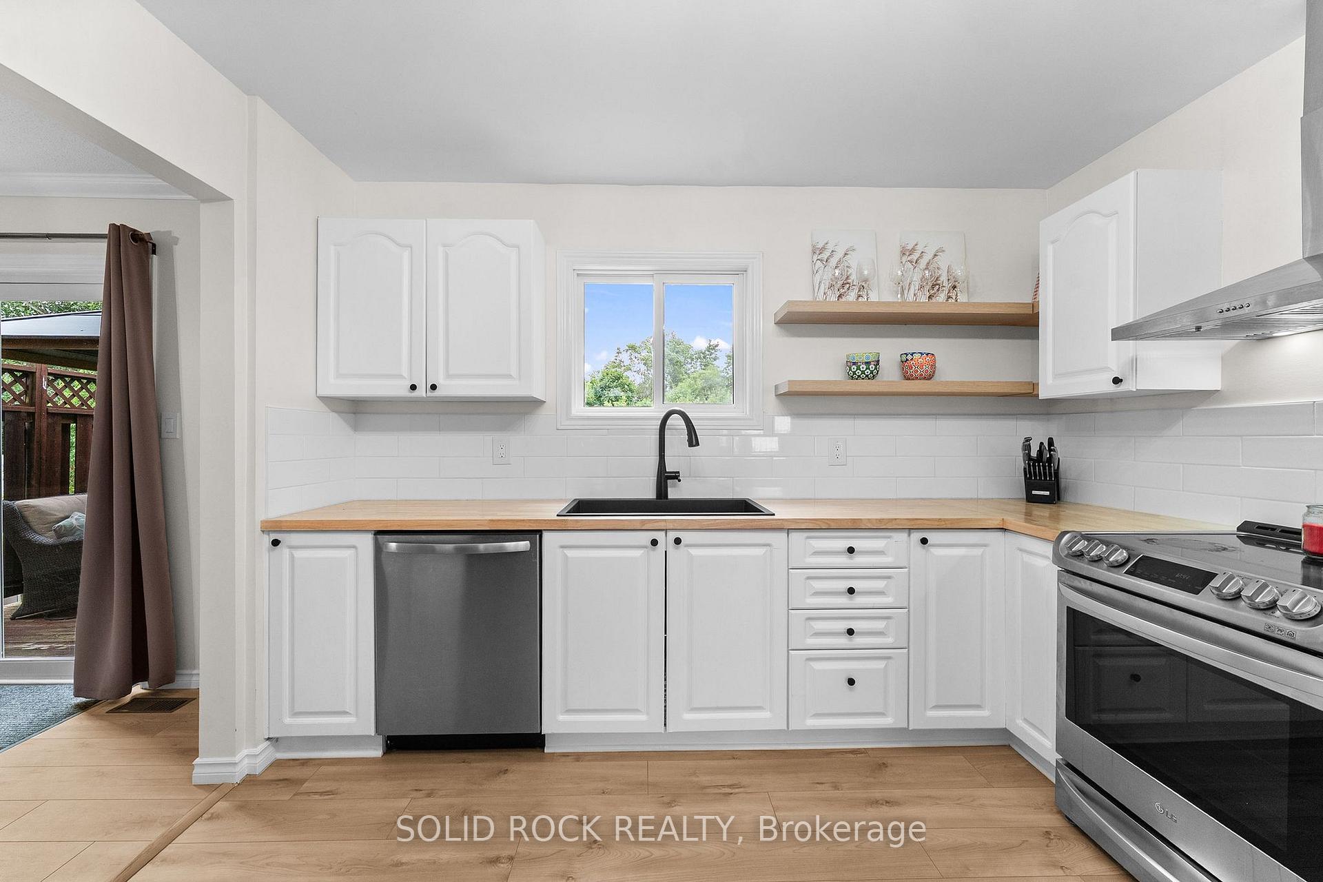 Photo 19 of 708 Mckenzie Avenue, McNab/Braeside, Mcnab/Braeside Twps — HOMEH