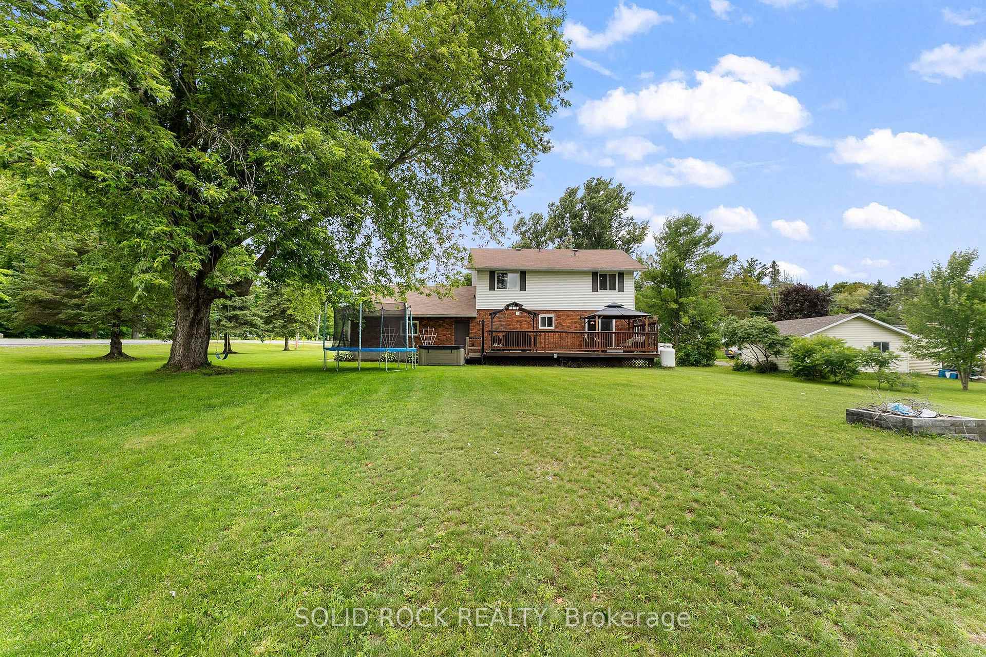 Photo 31 of 708 Mckenzie Avenue, McNab/Braeside, Mcnab/Braeside Twps — HOMEH