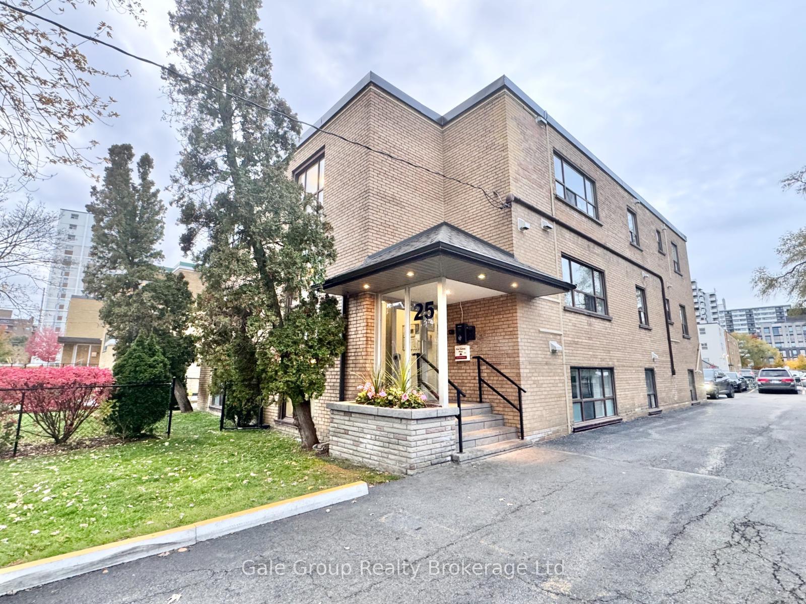 Photo of Unit Unit-6, 25 Paisley Boulevard