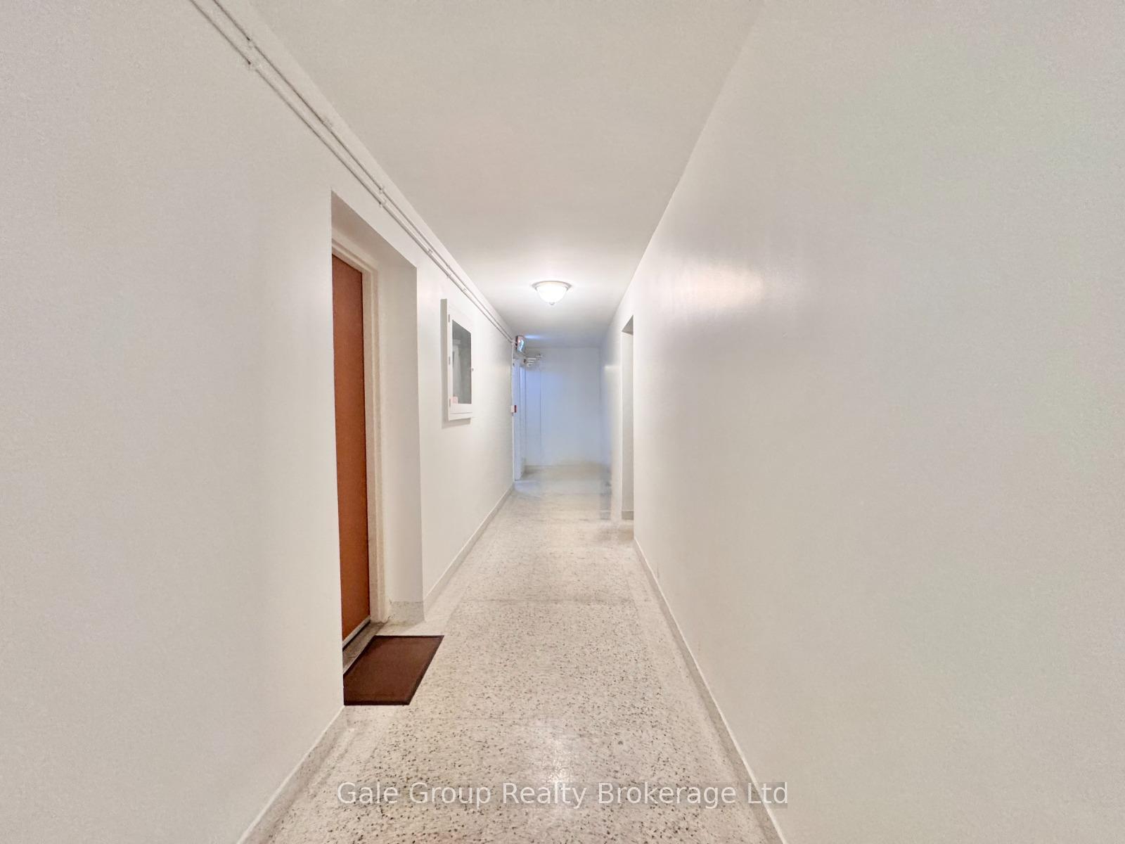 Photo 2 of Unit Unit-6, 25 Paisley Boulevard, Mississauga, Cooksville — HOMEH