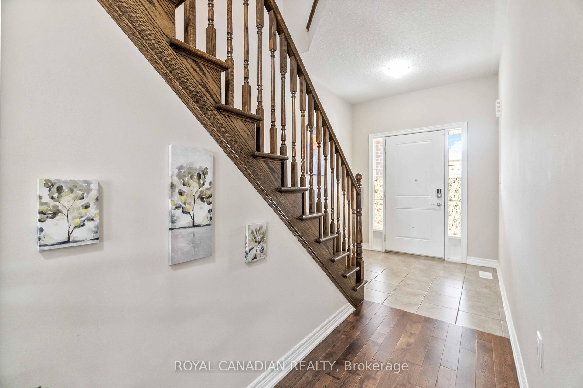 Photo 6 of 92 Bethune Avenue, Hamilton, Rural Glanbrook — HOMEH