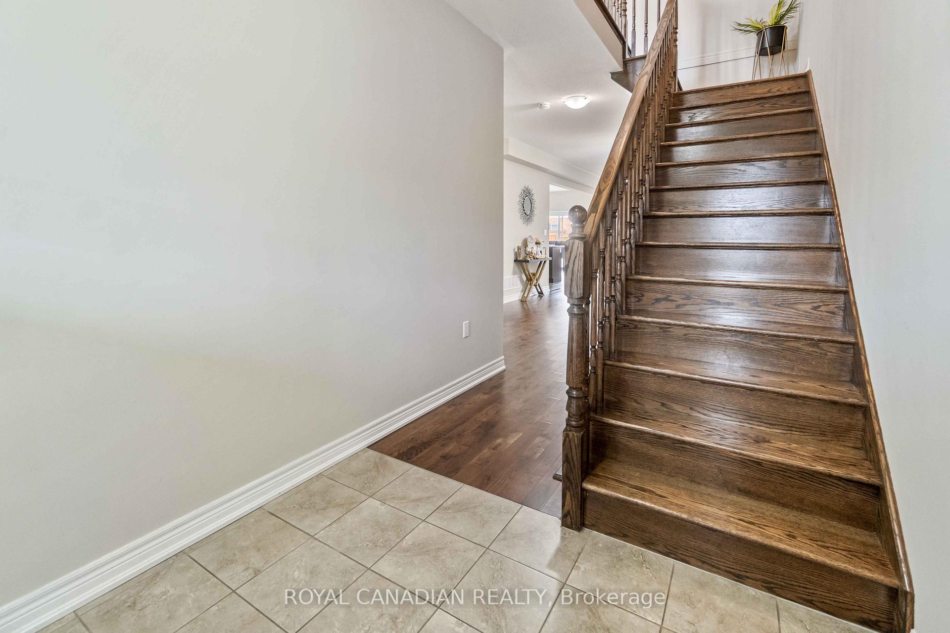 Photo 21 of 92 Bethune Avenue, Hamilton, Rural Glanbrook — HOMEH