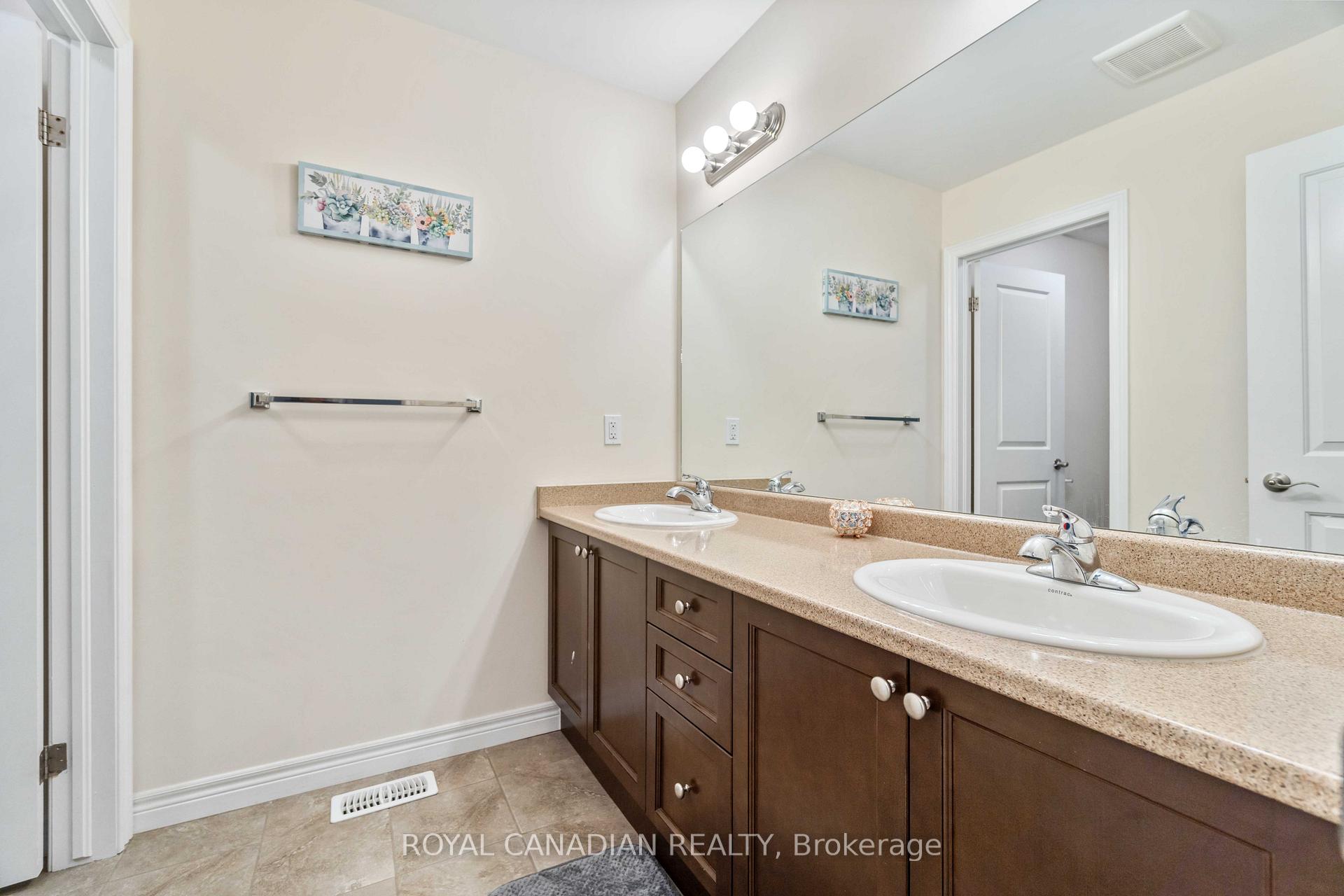 Photo 42 of 92 Bethune Avenue, Hamilton, Rural Glanbrook — HOMEH