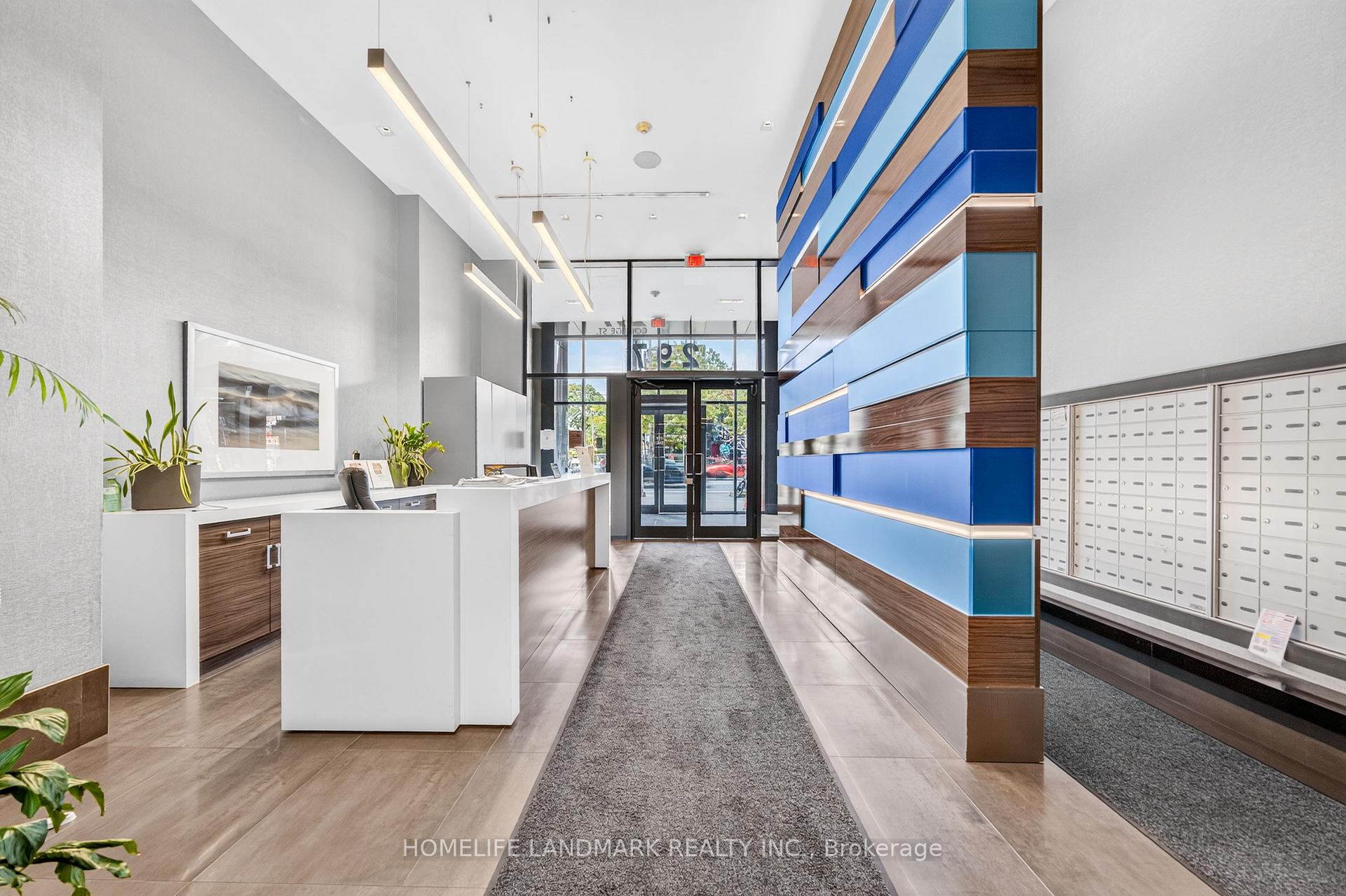 Photo 4 of Unit 705, 297 College Street, Toronto, Kensington-Chinatown — HOMEH