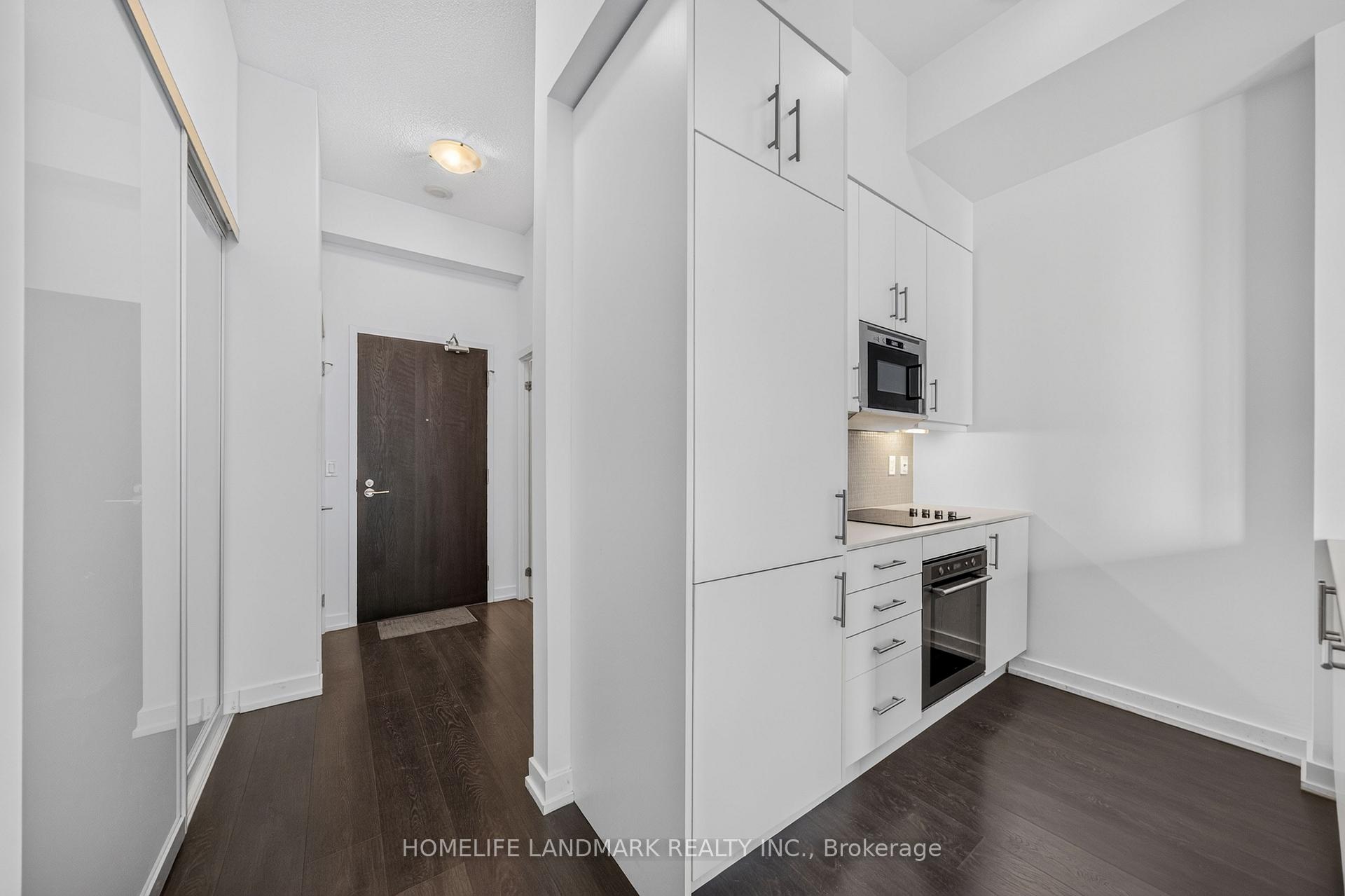 Photo 9 of Unit 705, 297 College Street, Toronto, Kensington-Chinatown — HOMEH