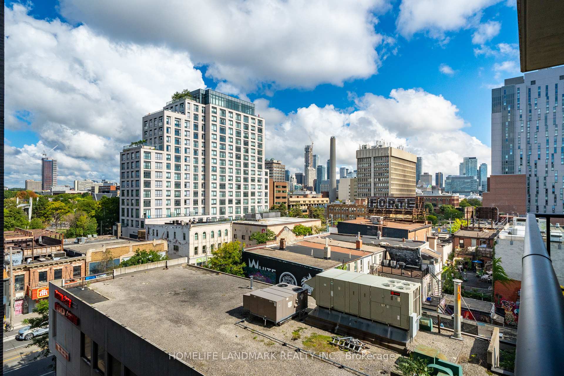 Photo 25 of Unit 705, 297 College Street, Toronto, Kensington-Chinatown — HOMEH